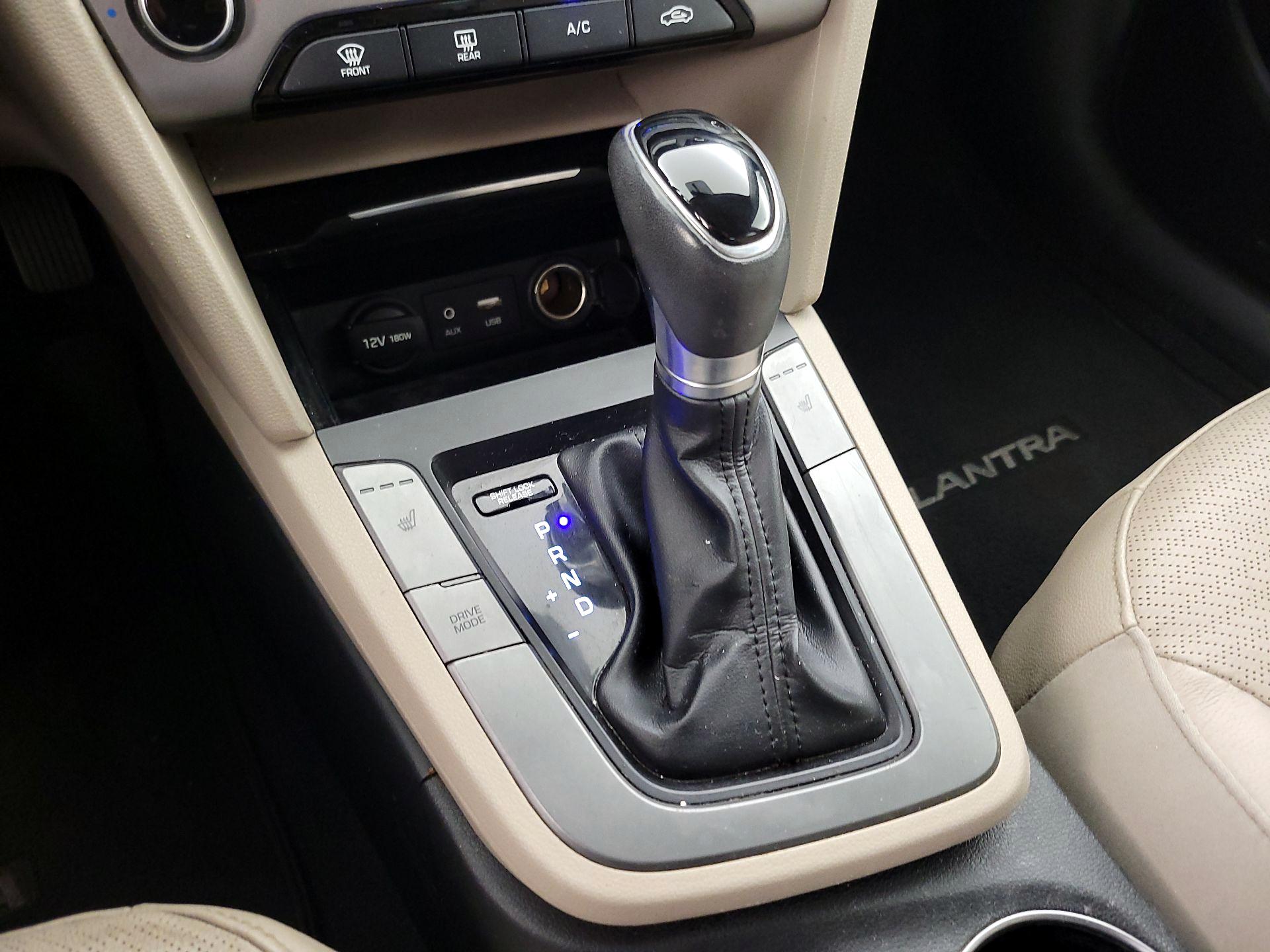 Thumbnail: 2017 Hyundai Elantra - 18