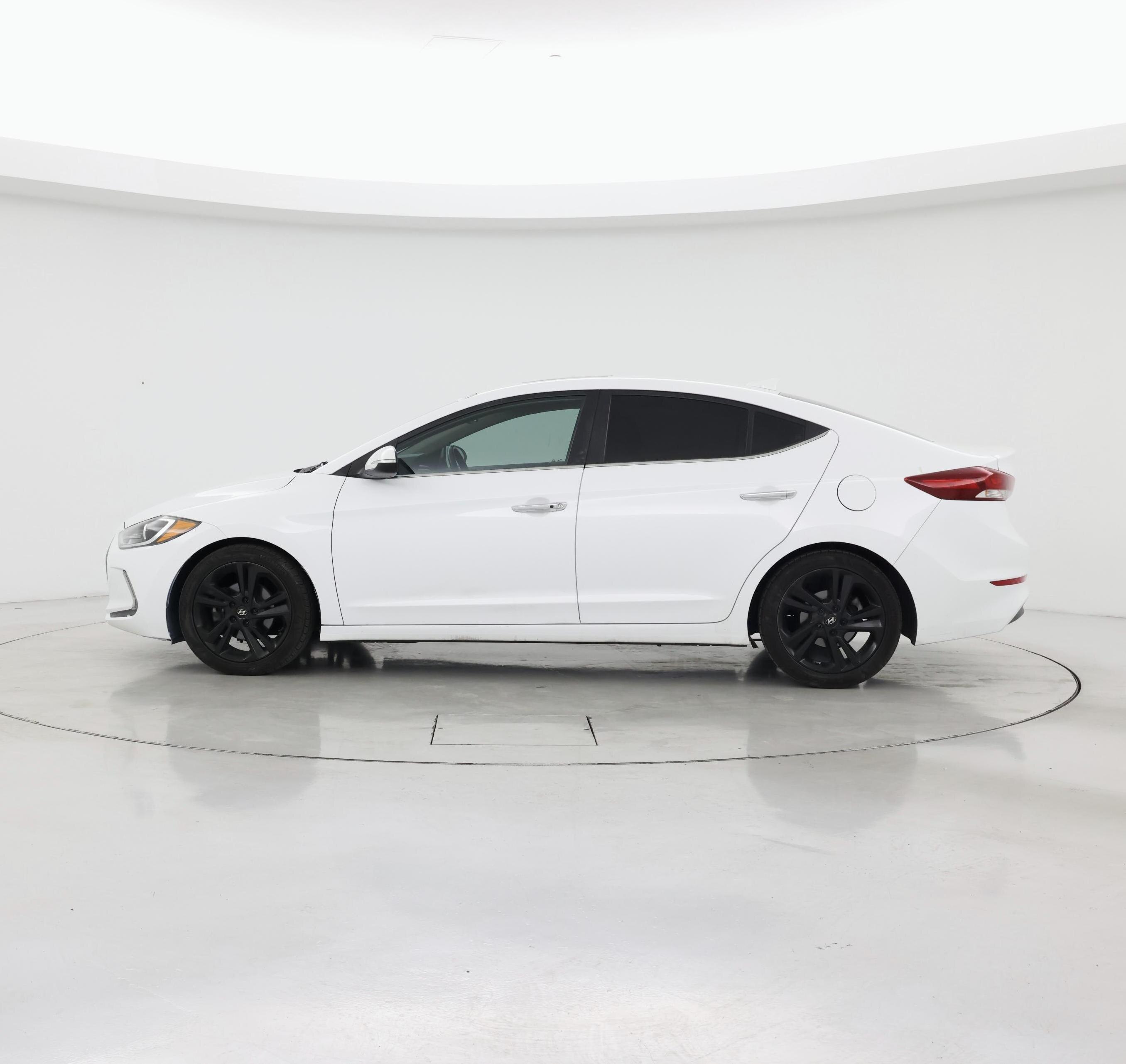 Thumbnail: 2017 Hyundai Elantra - 3