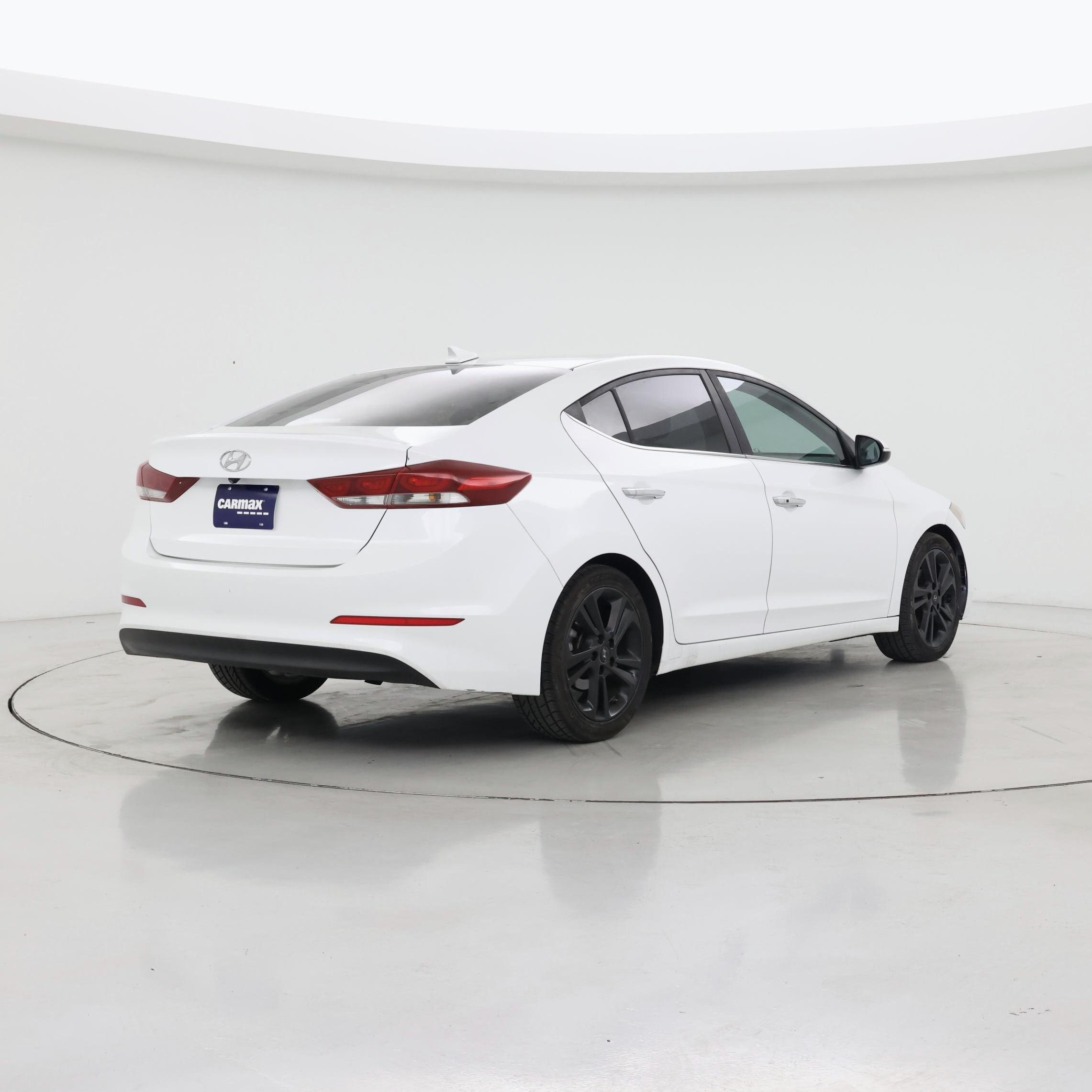 Thumbnail: 2017 Hyundai Elantra - 8