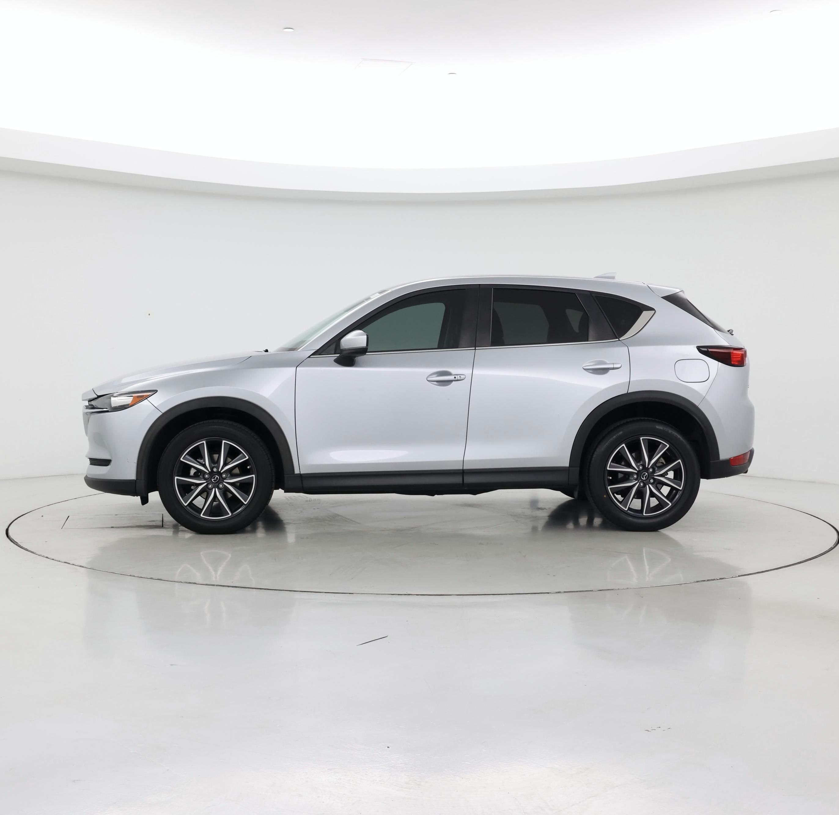 Thumbnail: 2018 Mazda CX-5 - 3