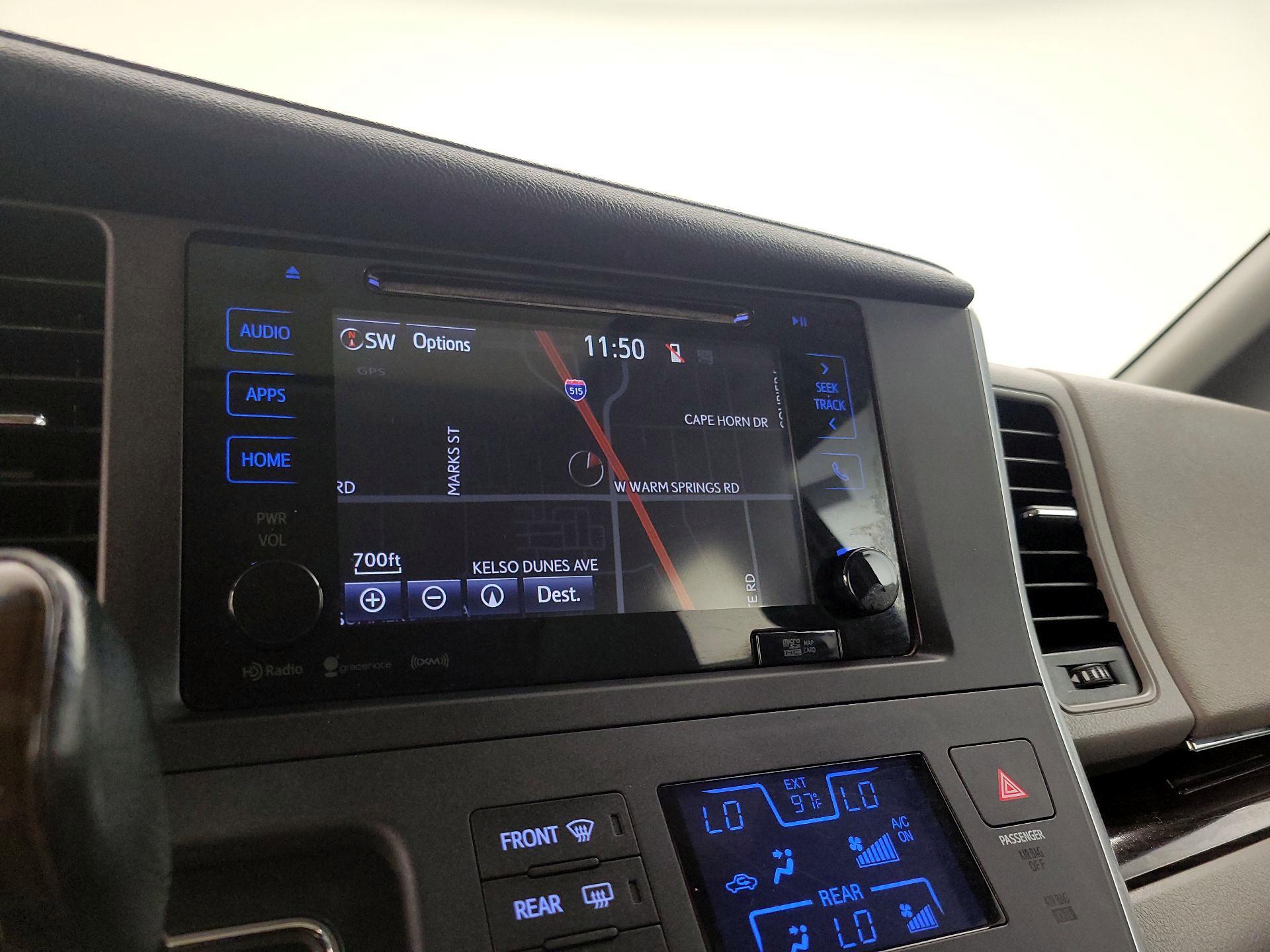 Thumbnail: 2017 Toyota Sienna - 14