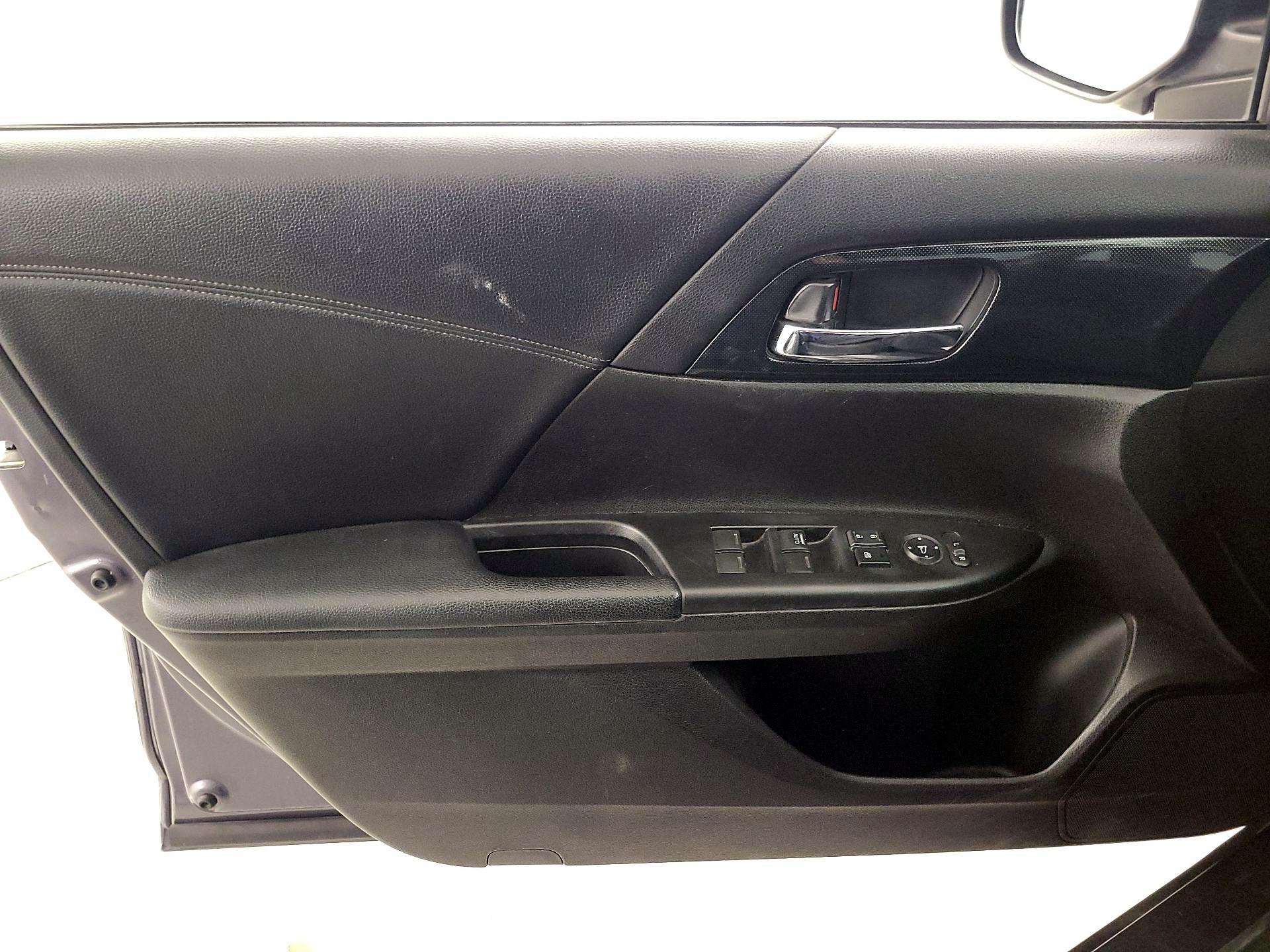 Thumbnail: 2014 Honda Accord - 12