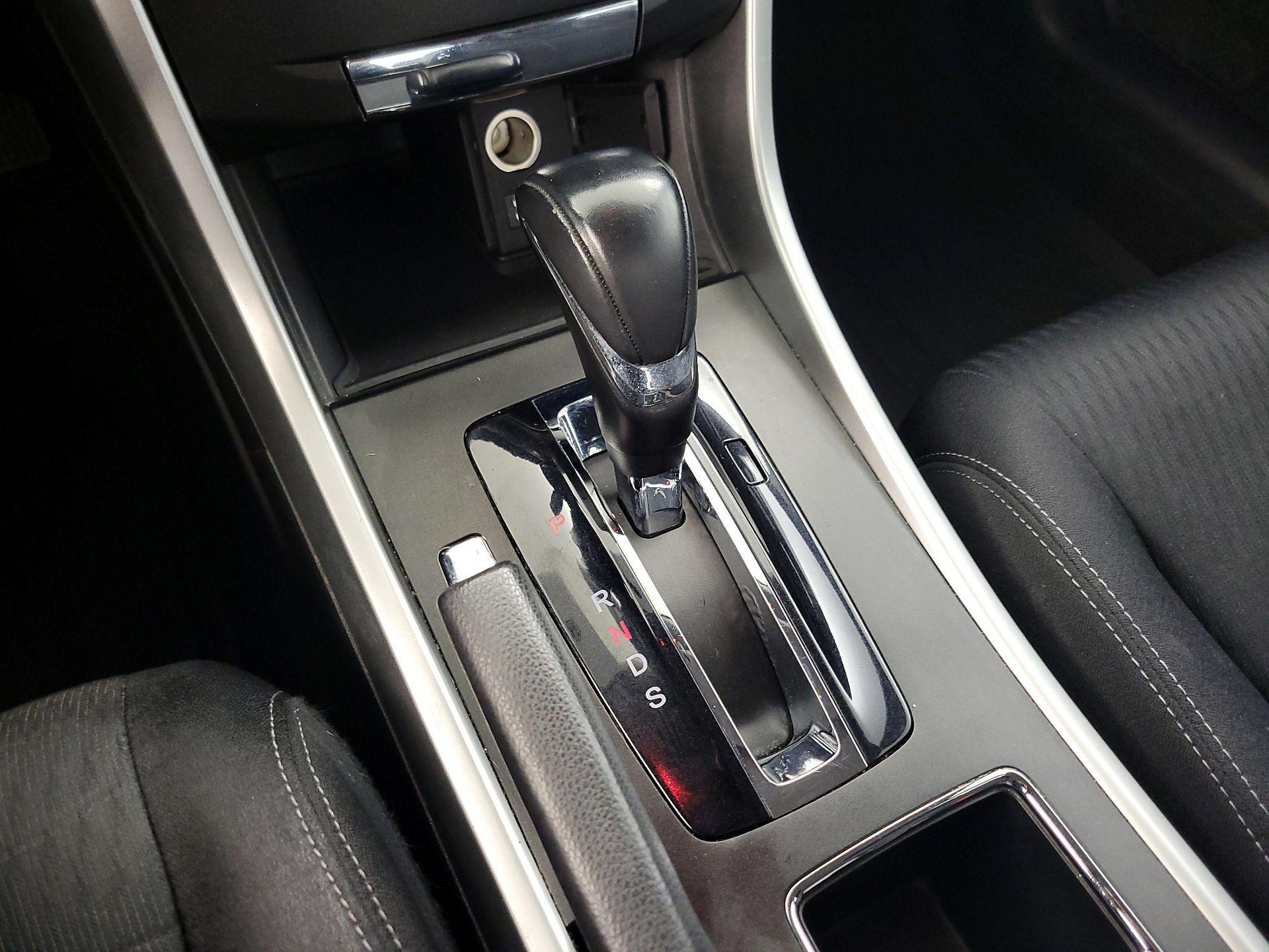 Thumbnail: 2014 Honda Accord - 17
