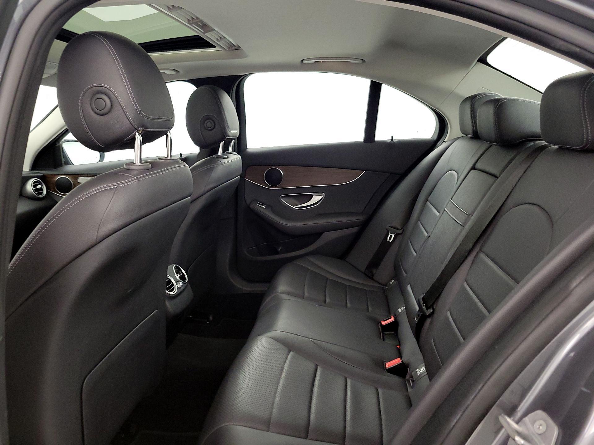 Thumbnail: 2021 Mercedes-Benz C-Class - 20