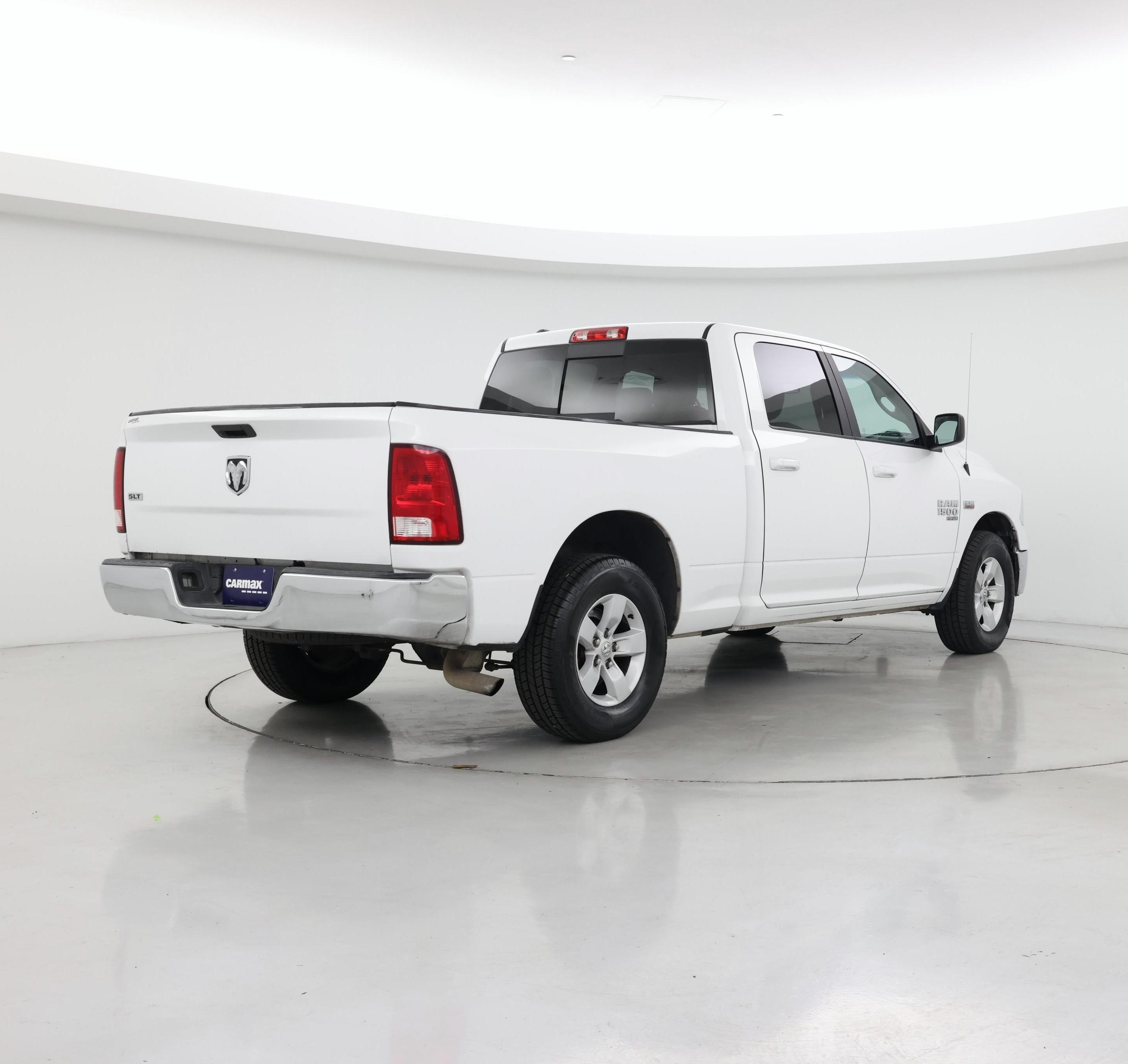 Thumbnail: 2019 RAM 1500 Classic - 8