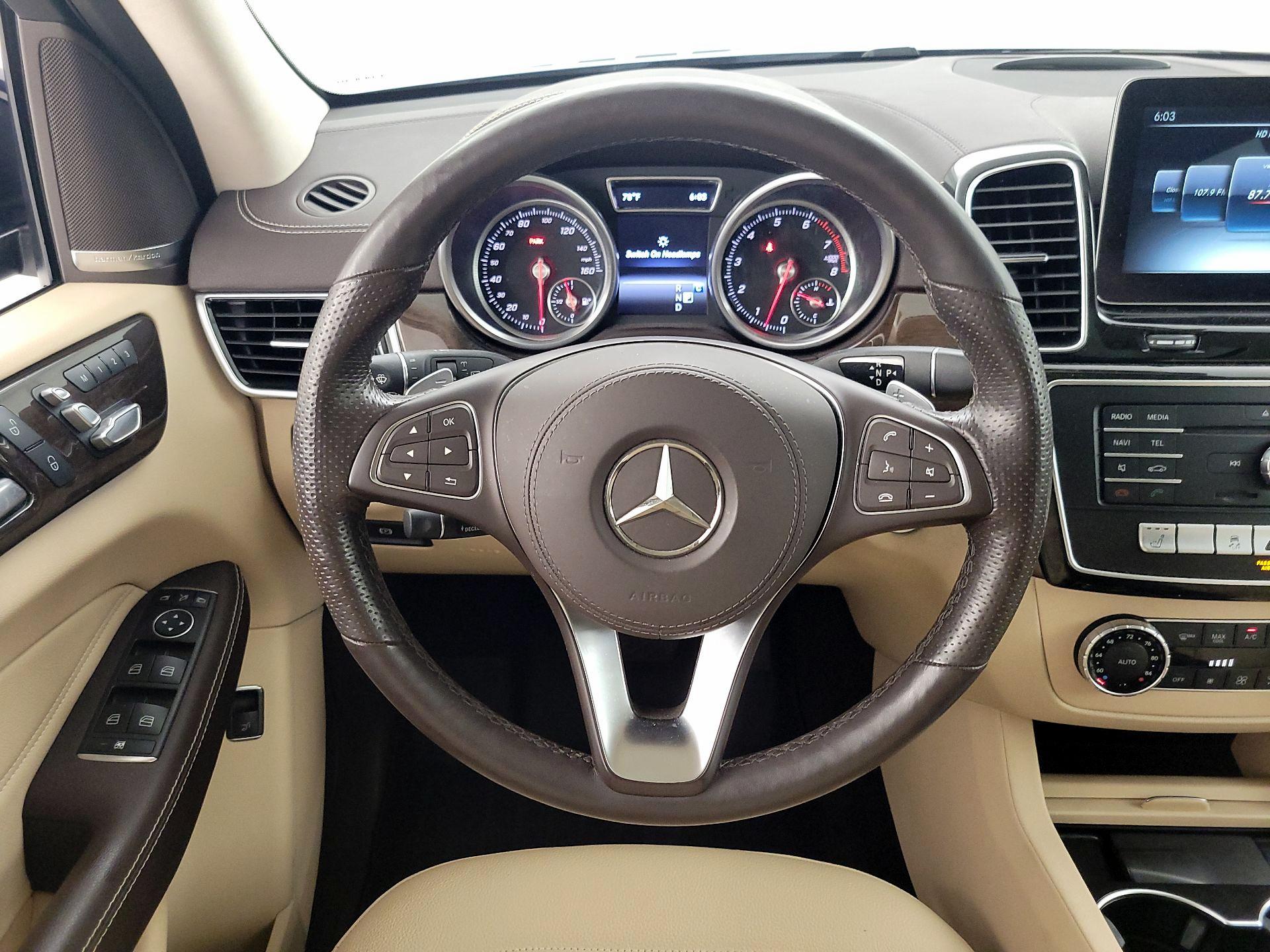 Thumbnail: 2017 Mercedes-Benz GLS - 10