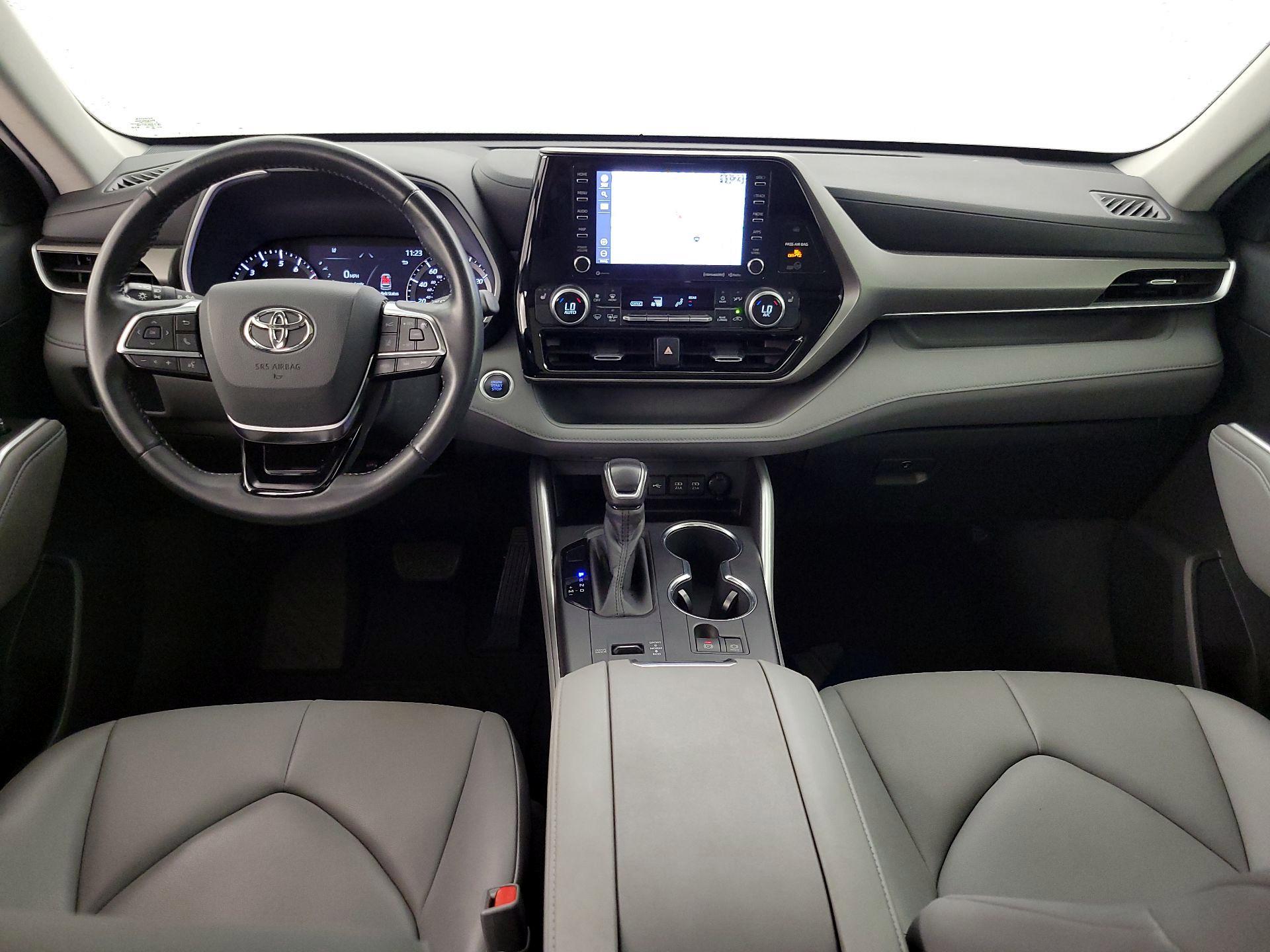 Thumbnail: 2020 Toyota Highlander - 9