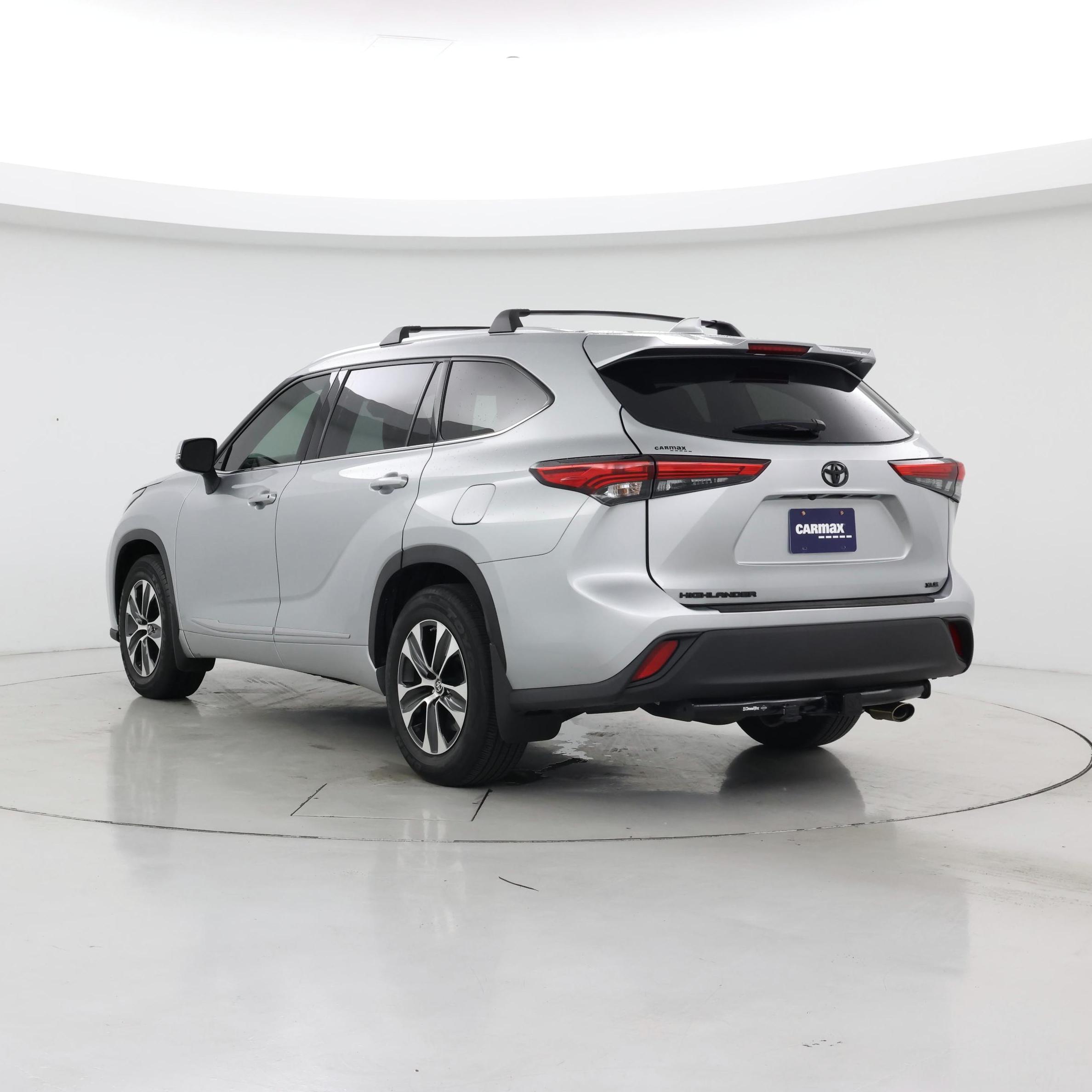 Thumbnail: 2020 Toyota Highlander - 2