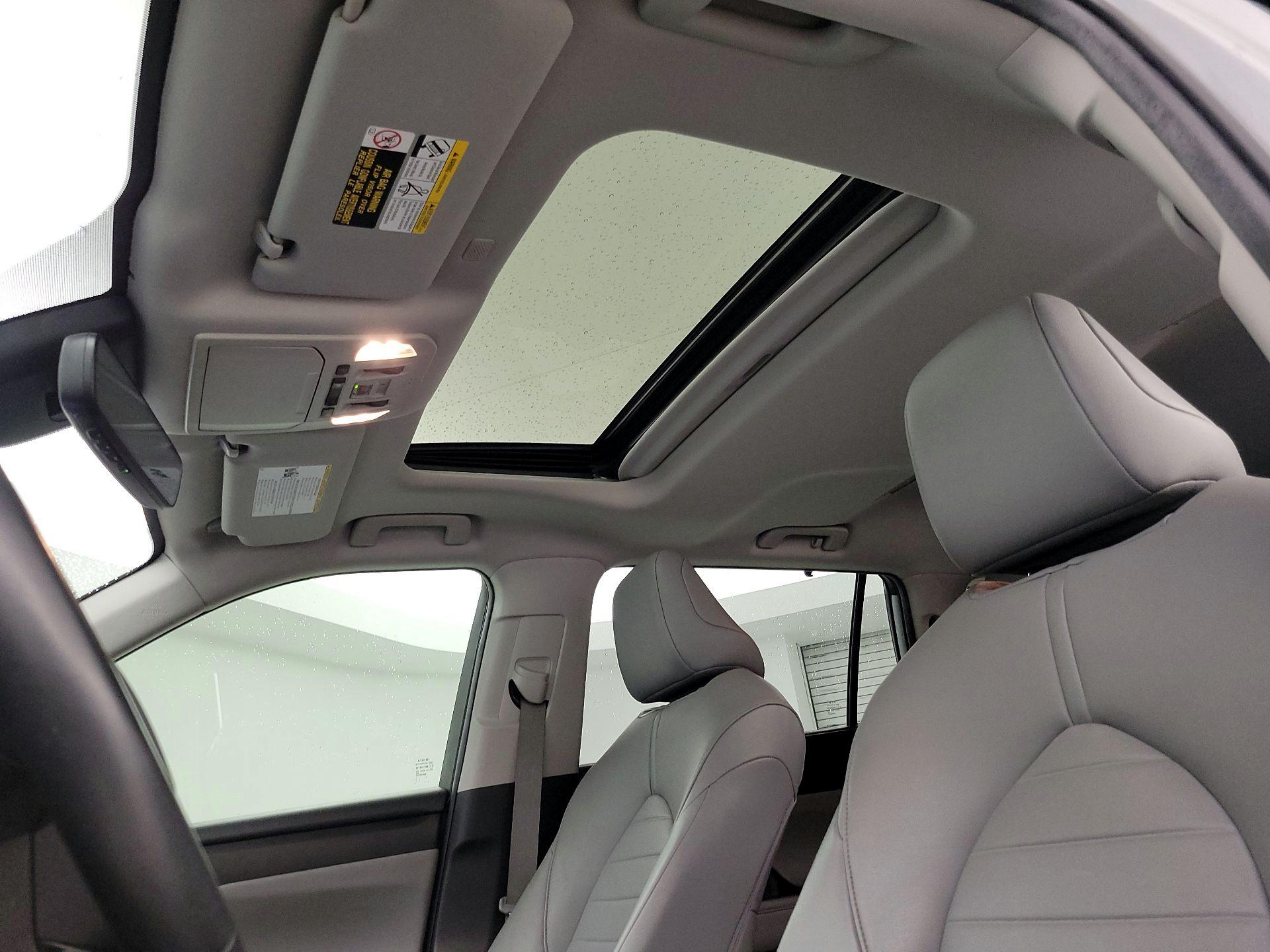 Thumbnail: 2020 Toyota Highlander - 20