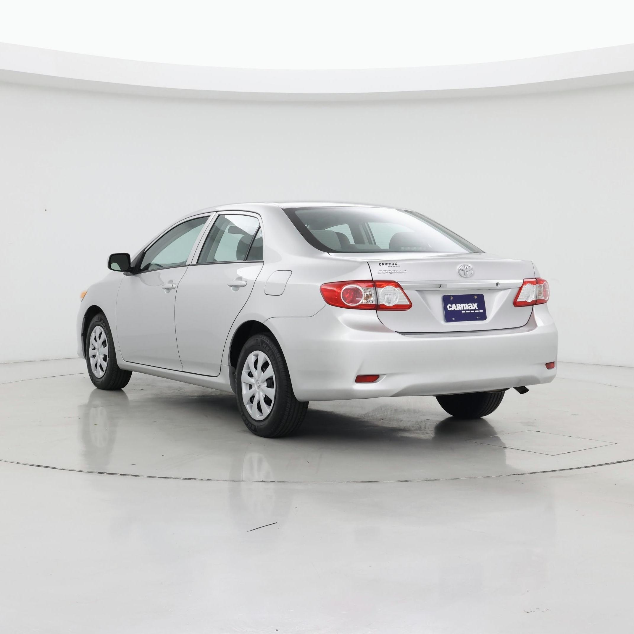 Thumbnail: 2013 Toyota Corolla - 2