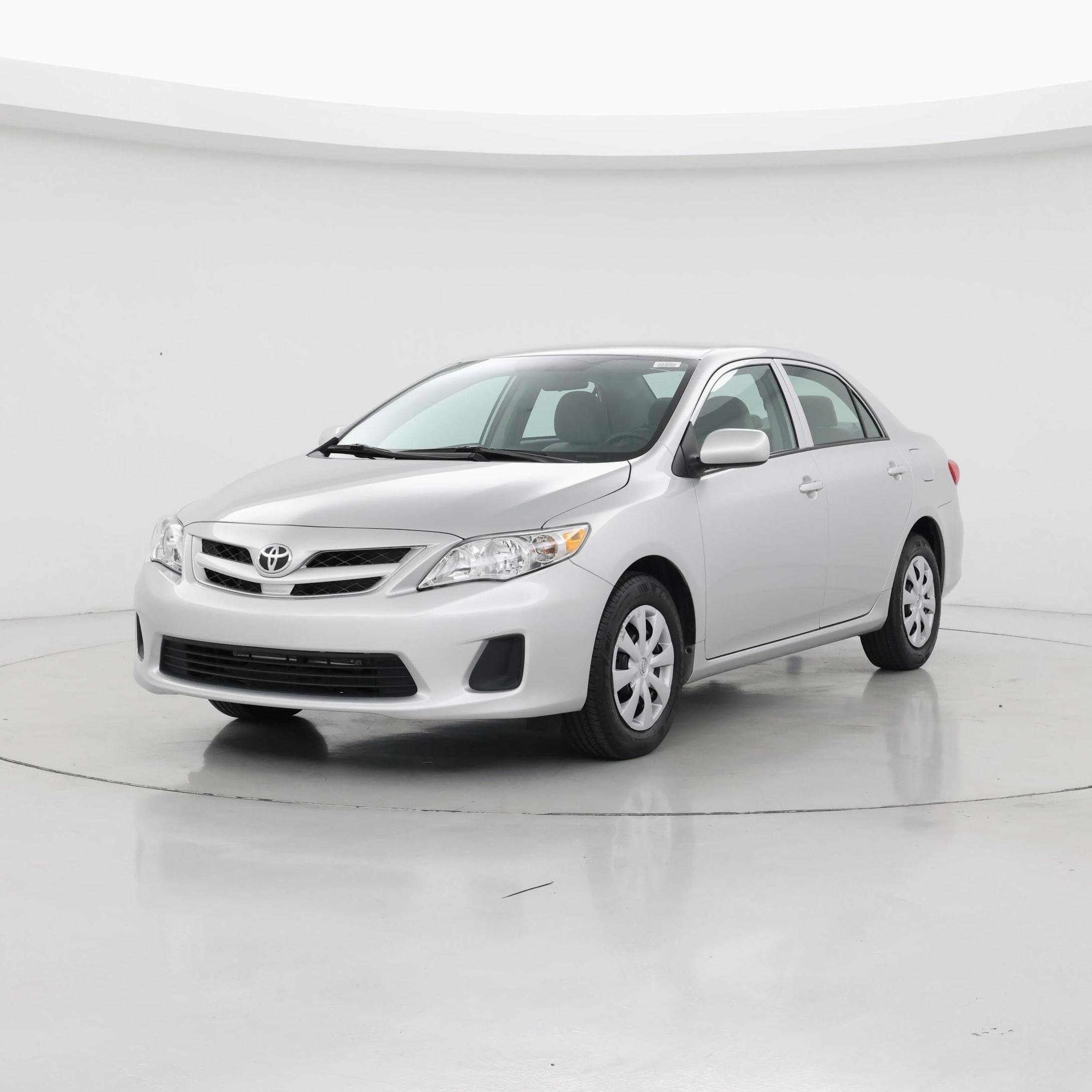 Thumbnail: 2013 Toyota Corolla - 4