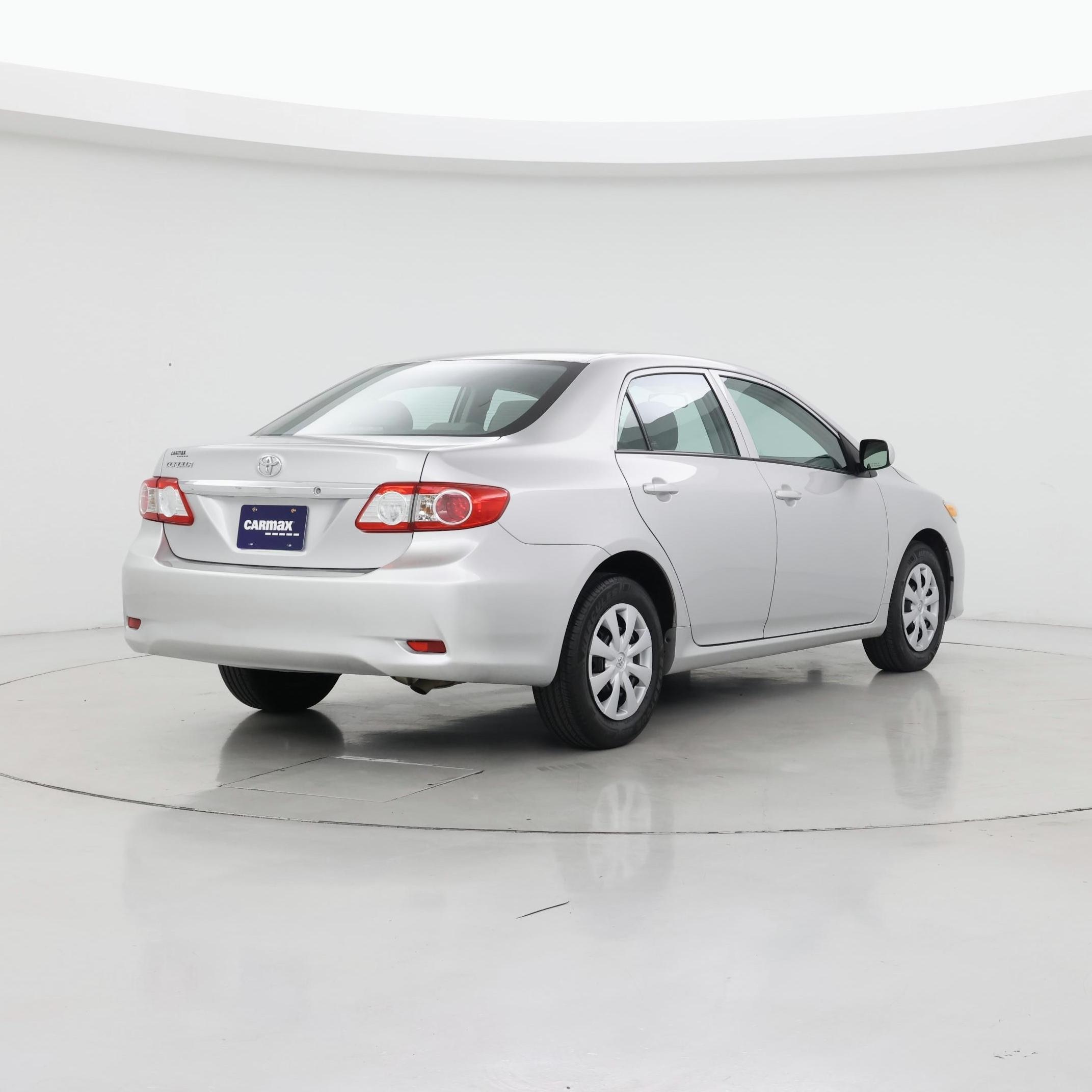 Thumbnail: 2013 Toyota Corolla - 8