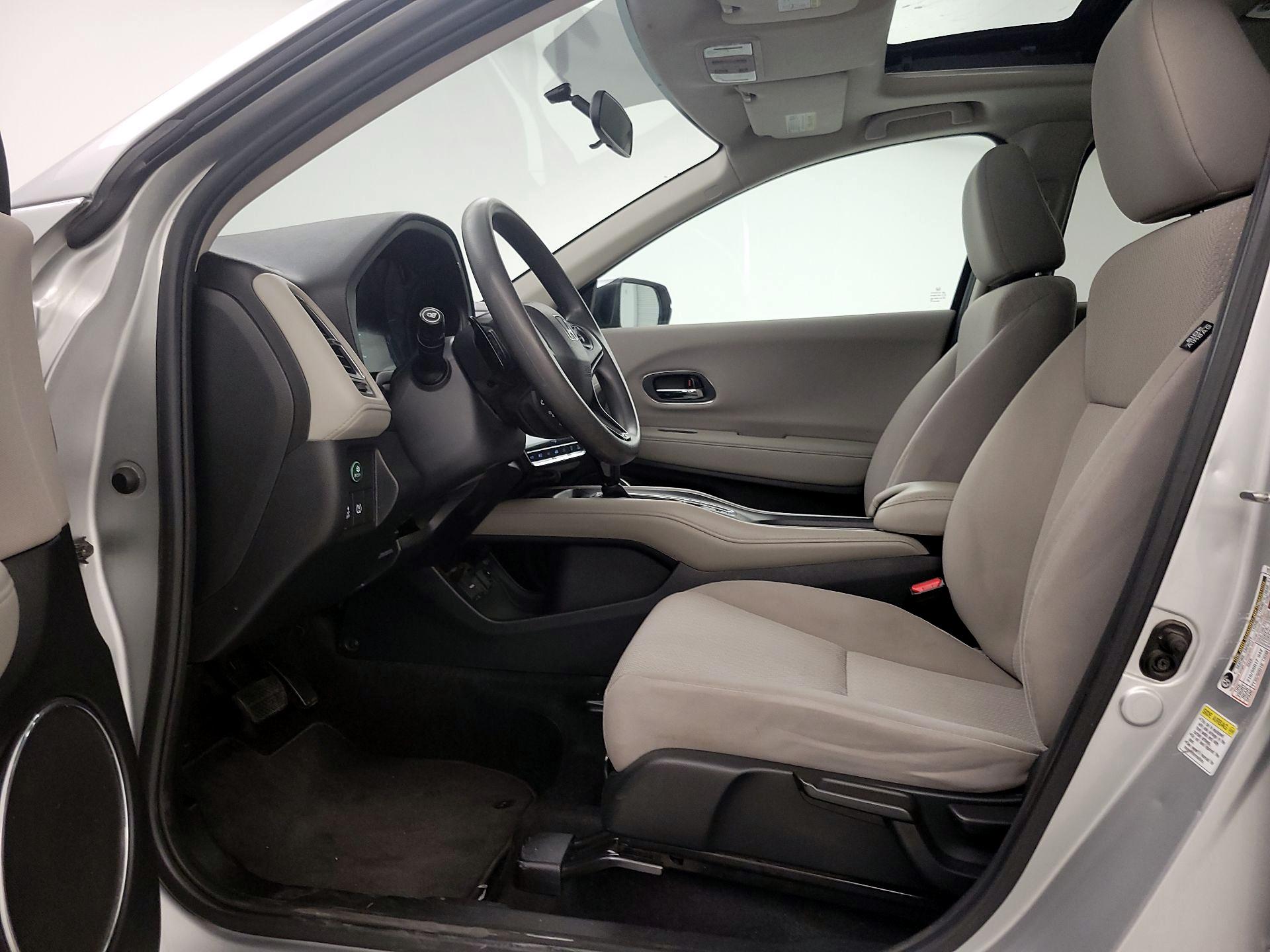 Thumbnail: 2016 Honda HR-V - 11