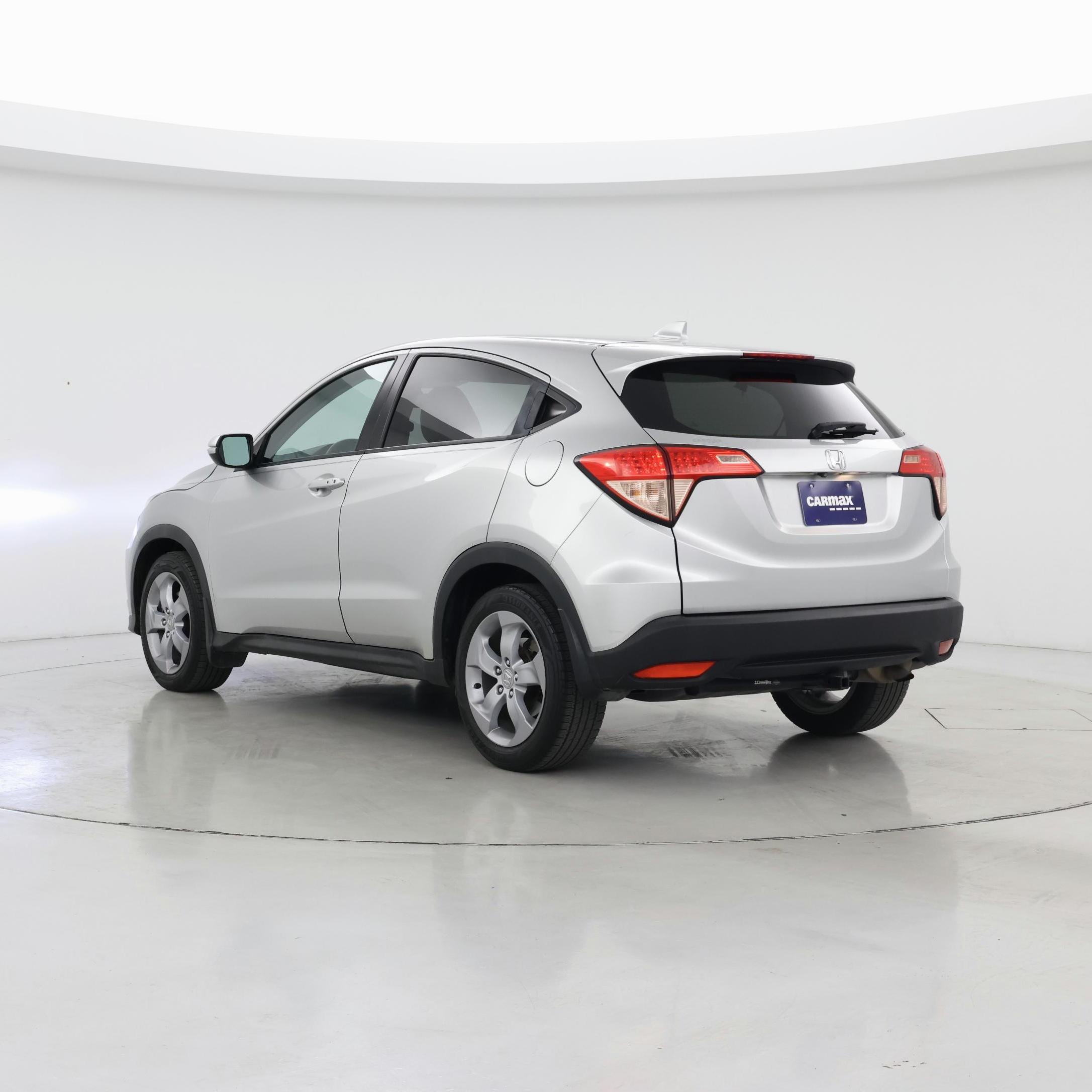 Thumbnail: 2016 Honda HR-V - 2