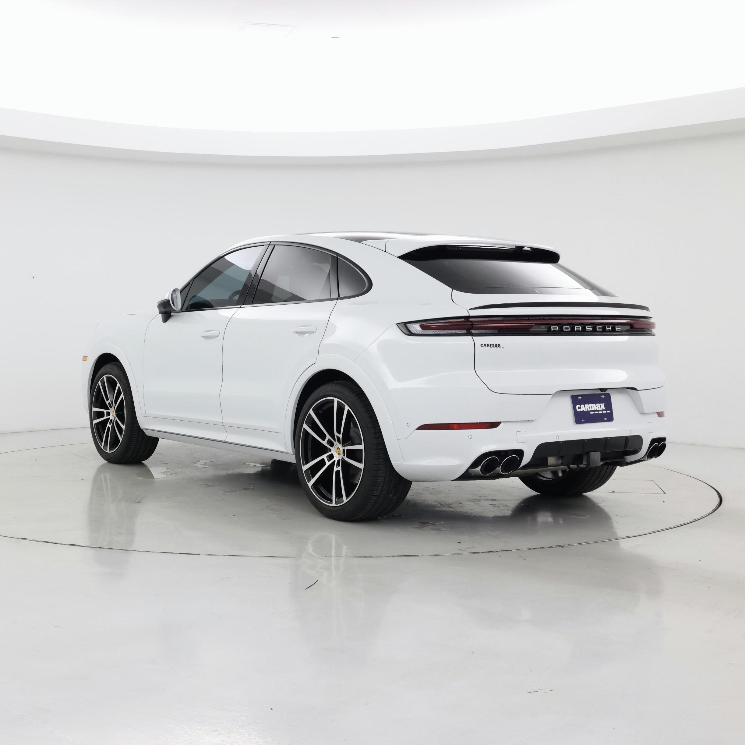 Thumbnail: 2024 Porsche Cayenne - 2