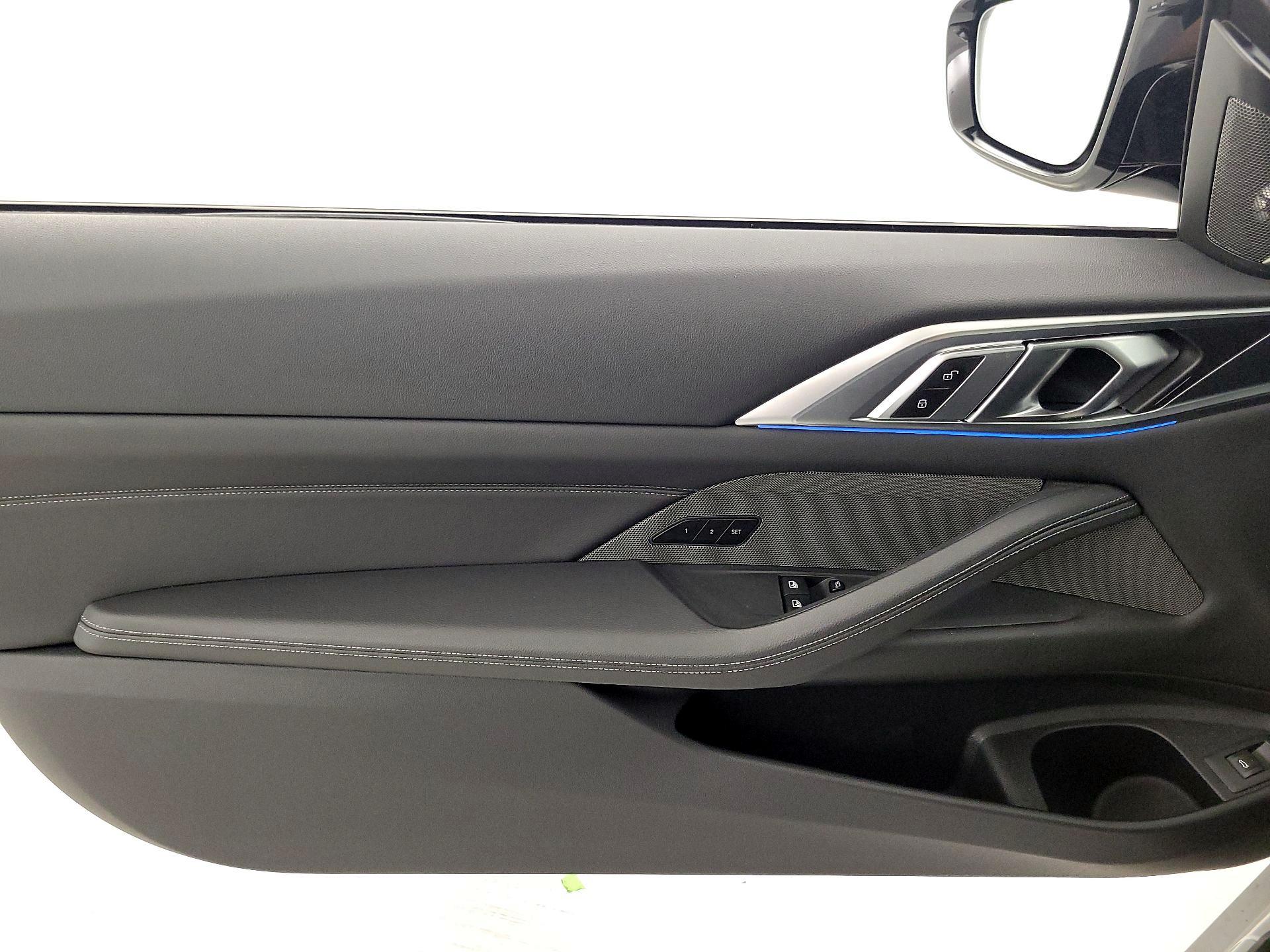 Thumbnail: 2025 BMW 4 Series - 12