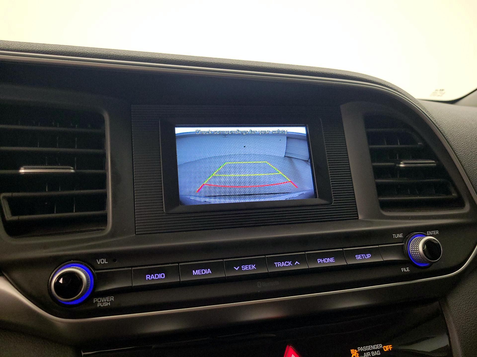 Thumbnail: 2019 Hyundai Elantra - 14