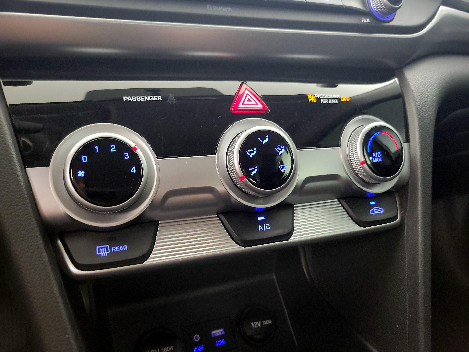 Thumbnail: 2019 Hyundai Elantra - 16