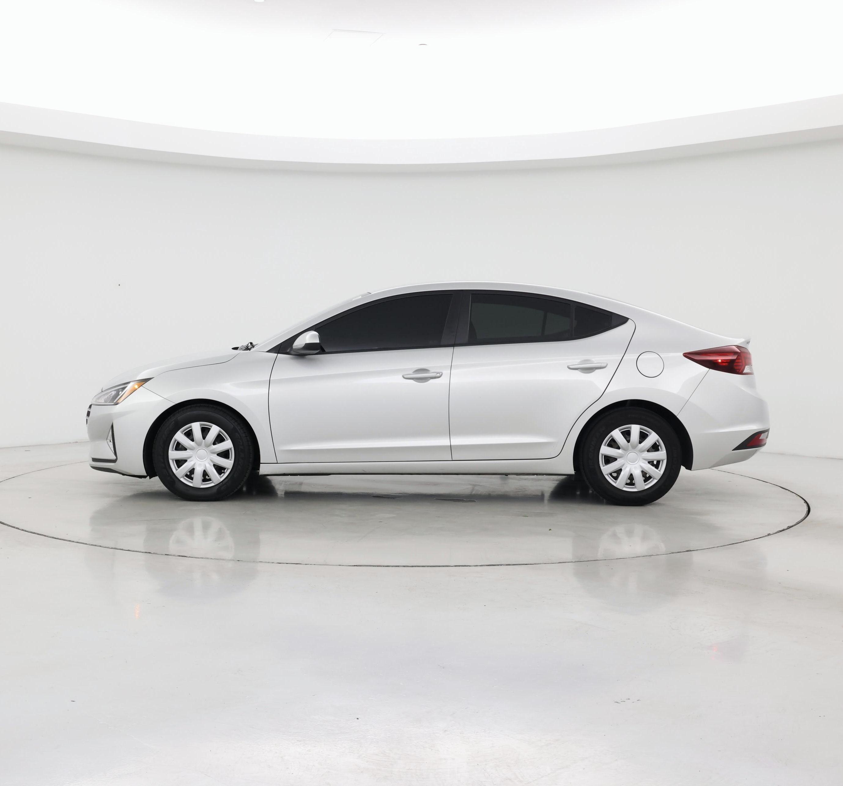 Thumbnail: 2019 Hyundai Elantra - 3