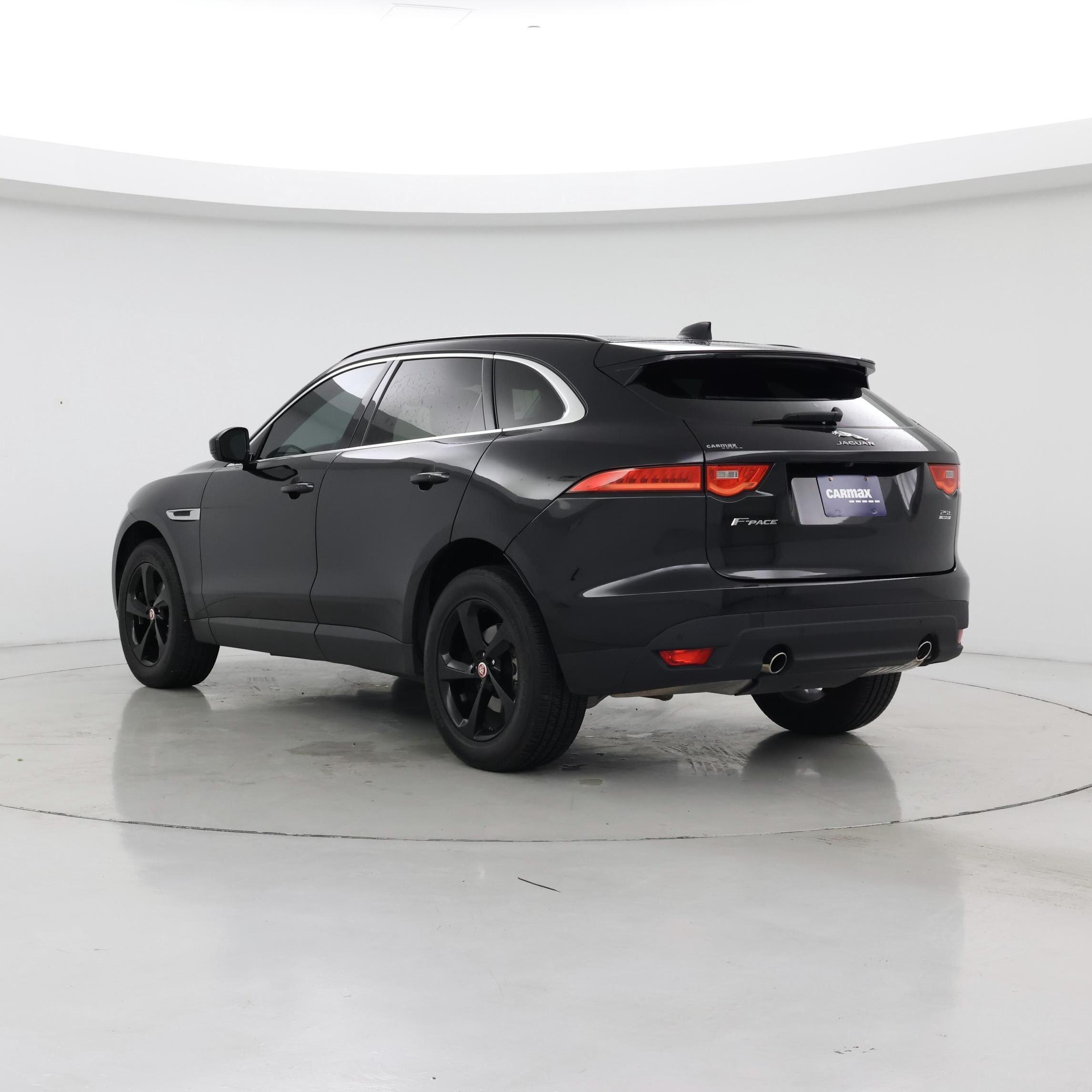 Thumbnail: 2020 Jaguar F-Pace - 2
