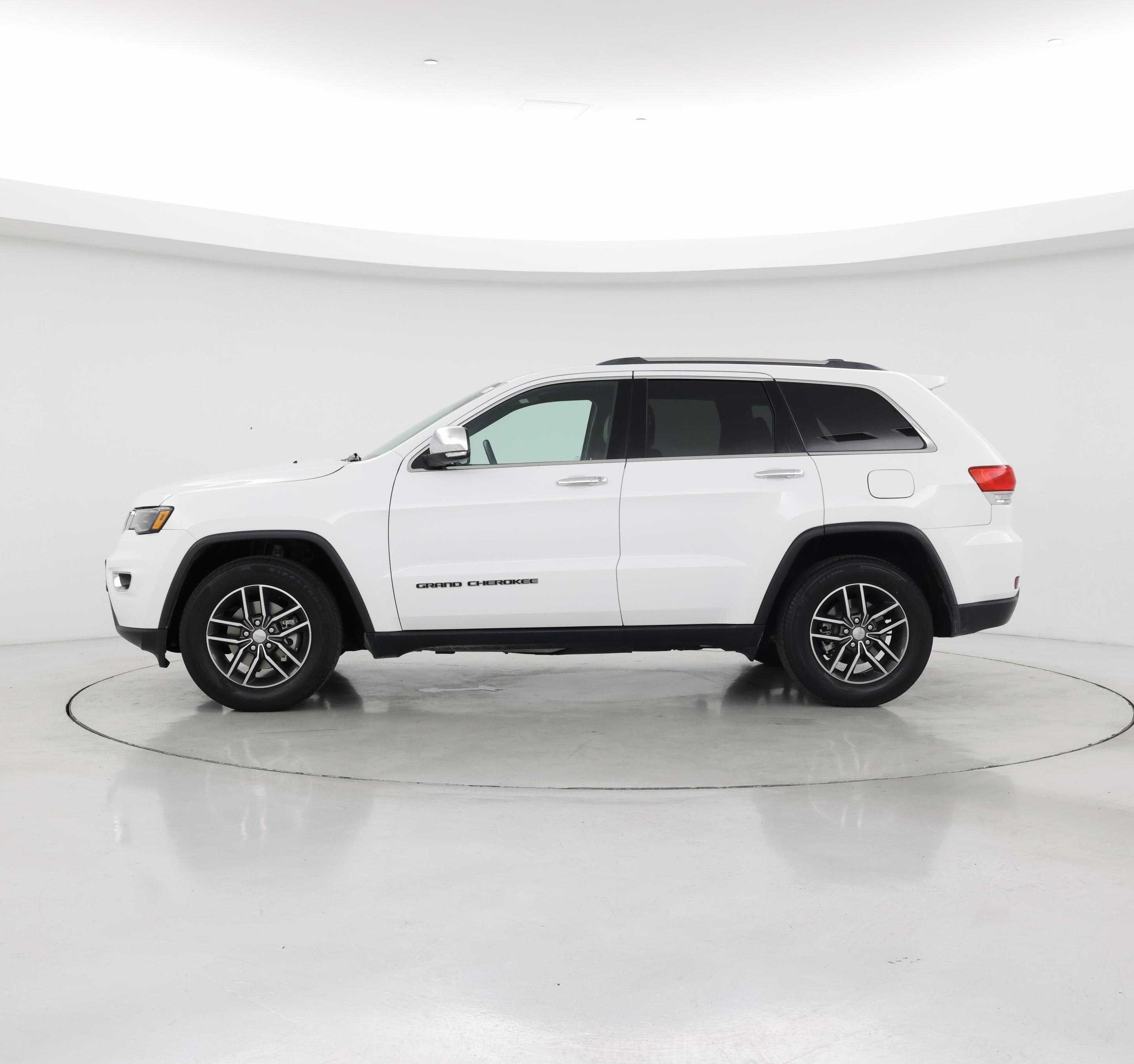 Thumbnail: 2018 Jeep Grand Cherokee - 3