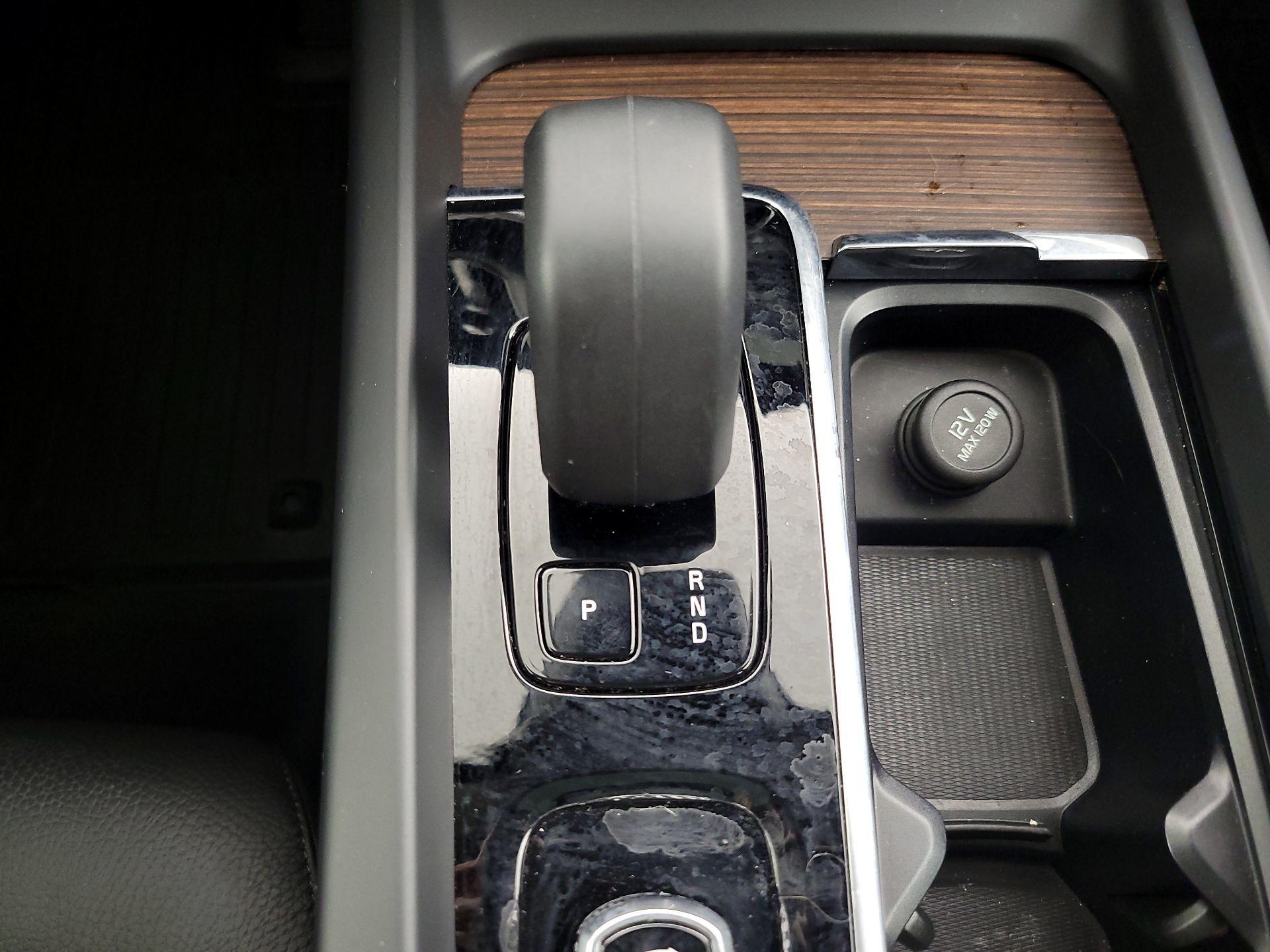 Thumbnail: 2023 Volvo XC60 - 17