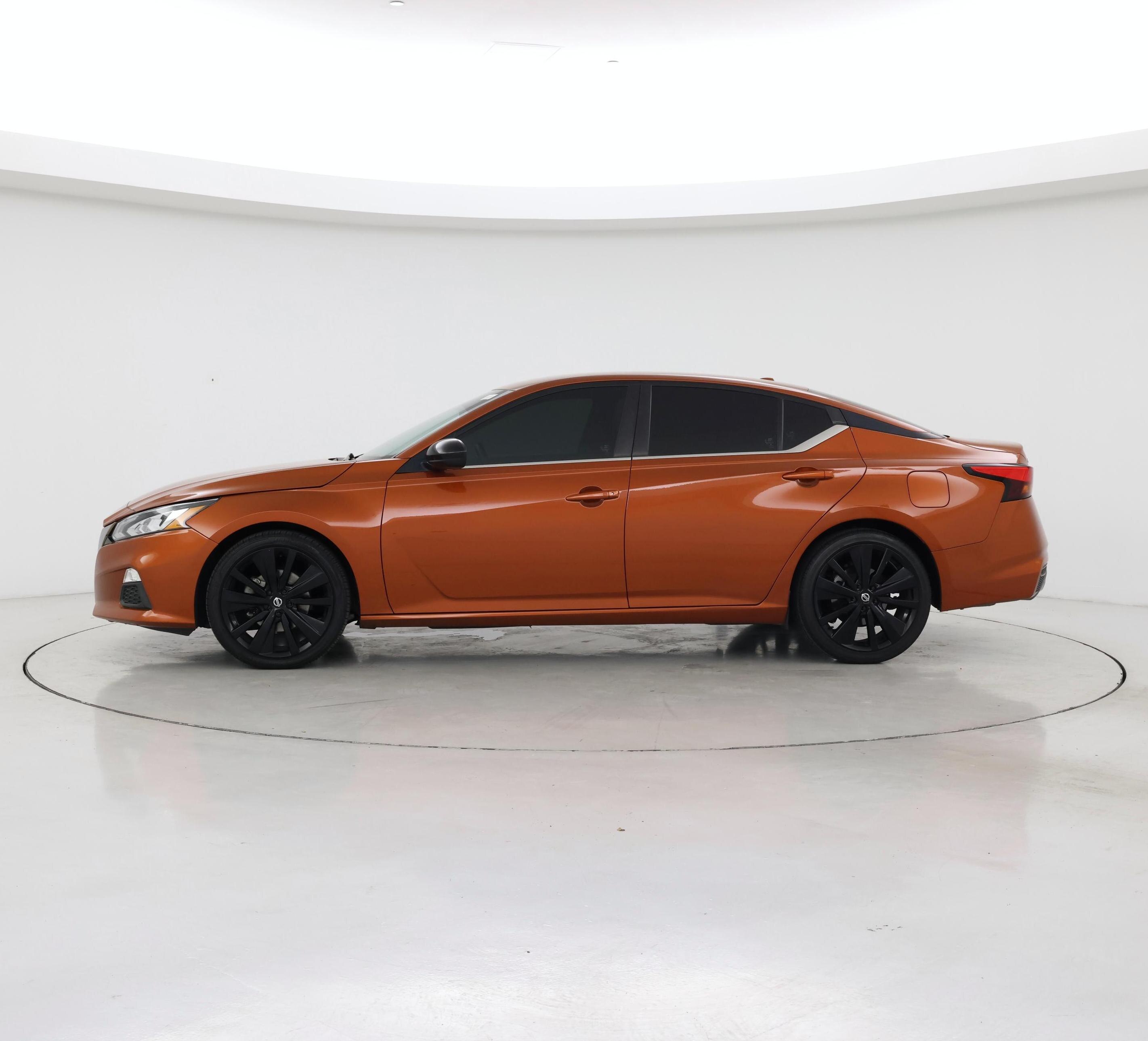 Thumbnail: 2021 Nissan Altima - 3