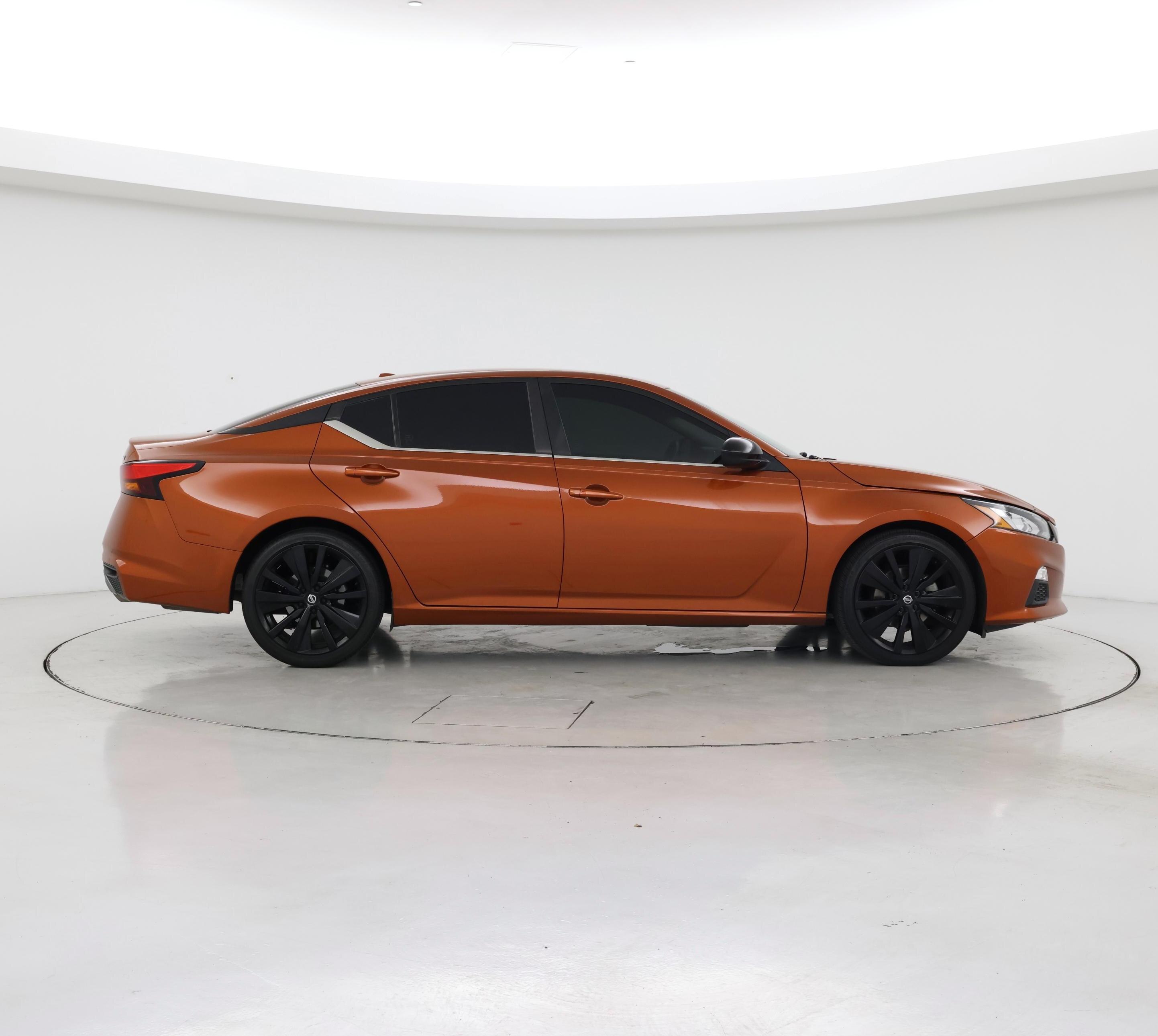 Thumbnail: 2021 Nissan Altima - 7