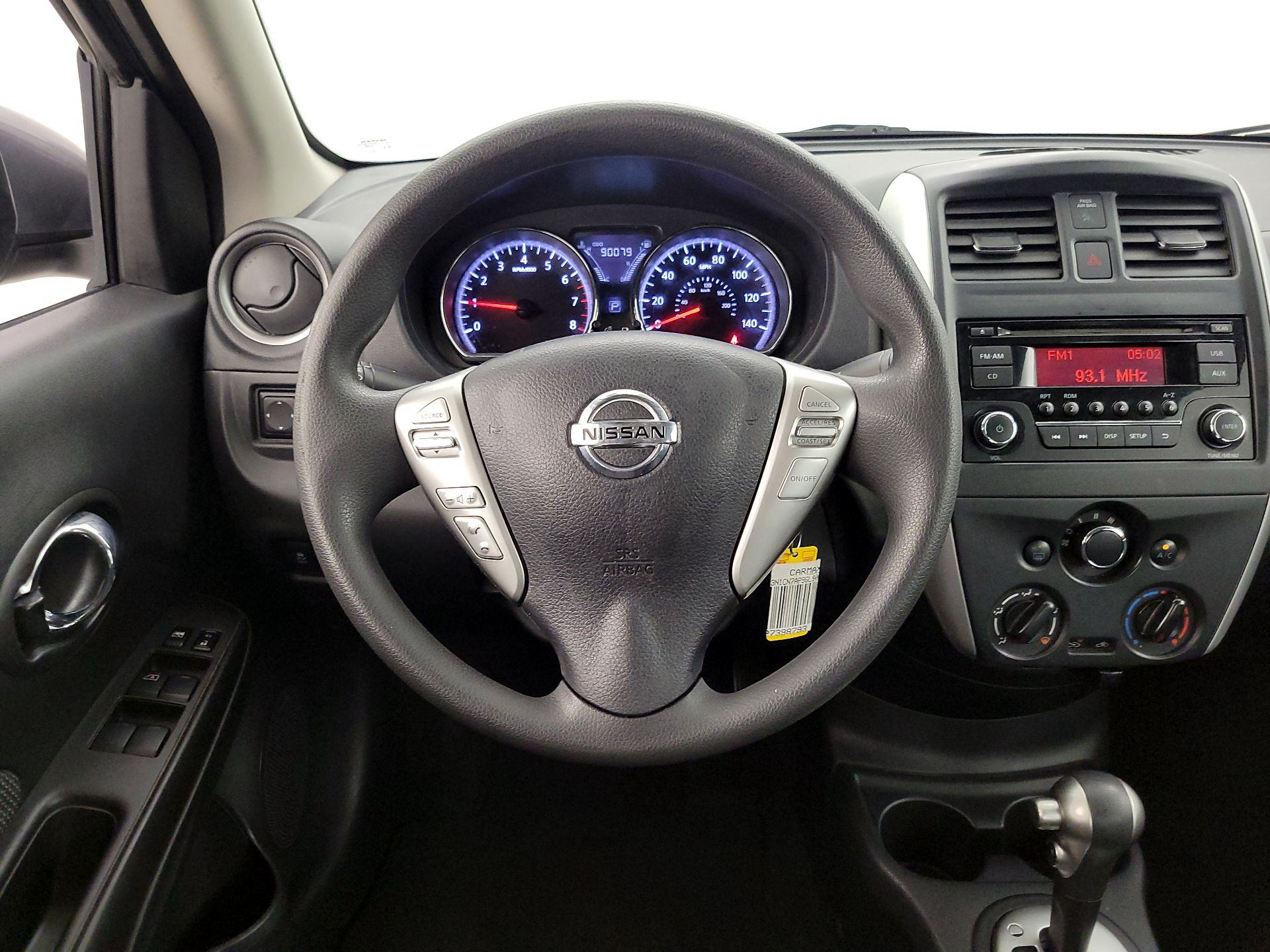 Thumbnail: 2016 Nissan Versa - 10