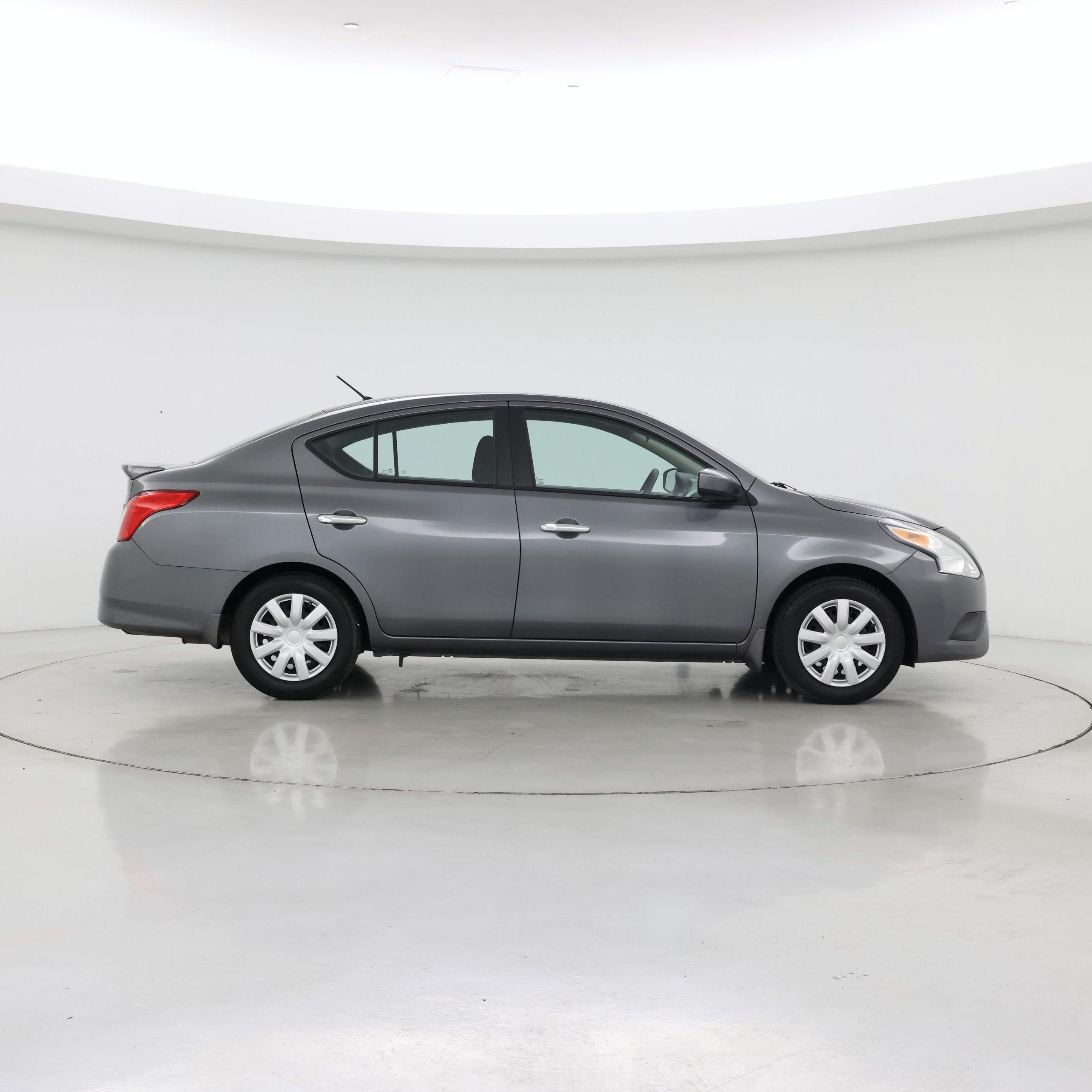 Thumbnail: 2016 Nissan Versa - 7