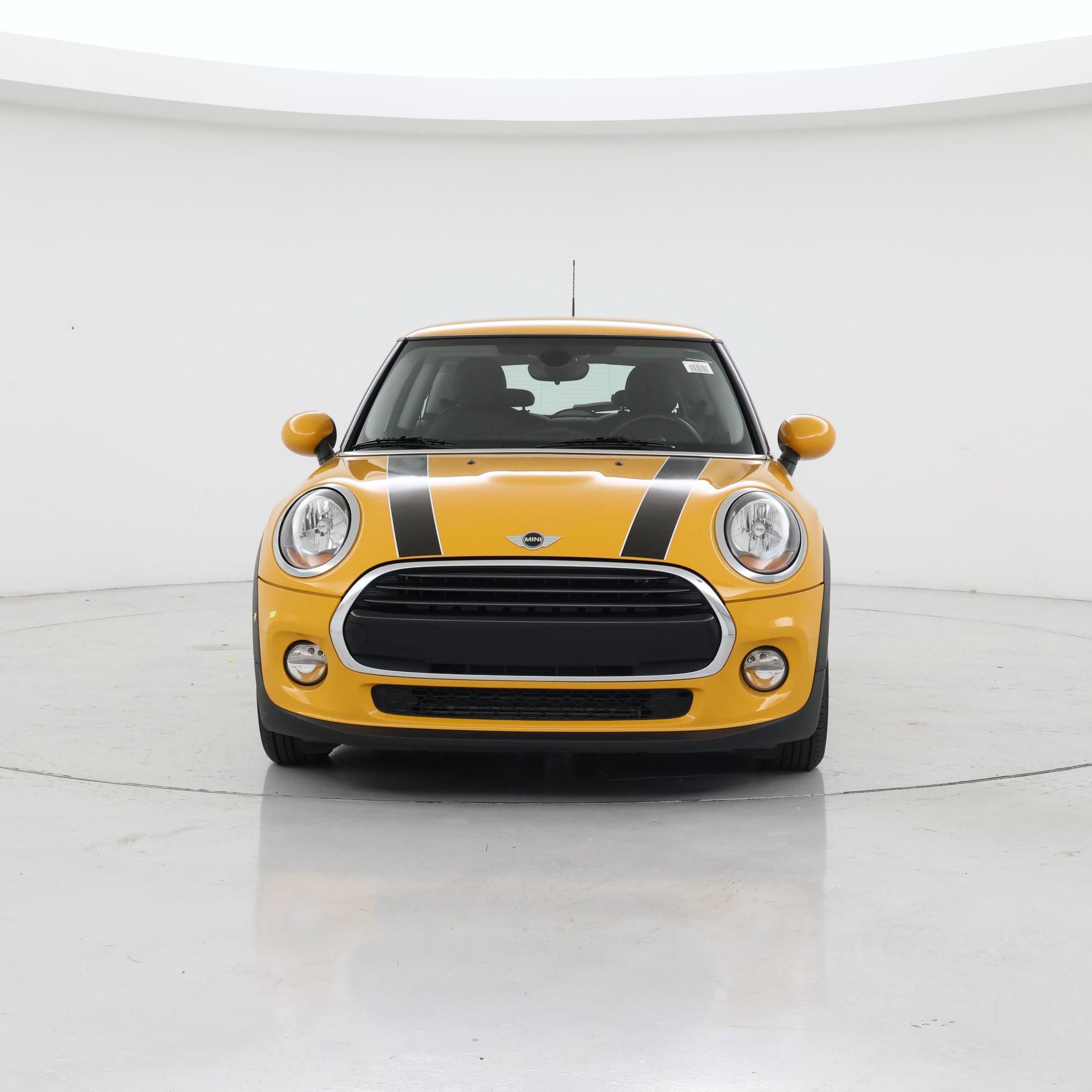 Thumbnail: 2017 MINI Cooper Hardtop - 5