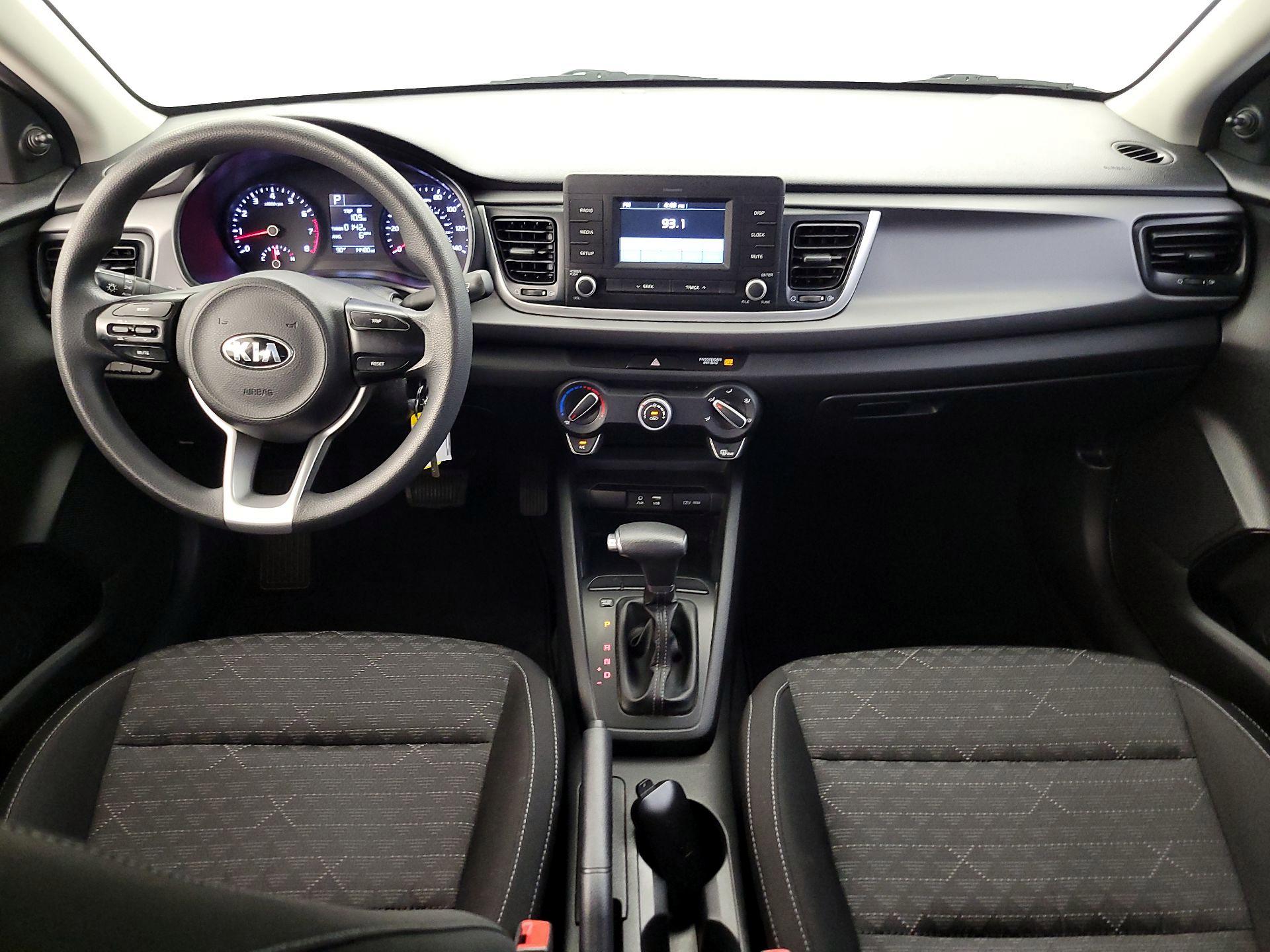 Thumbnail: 2018 Kia Rio - 9
