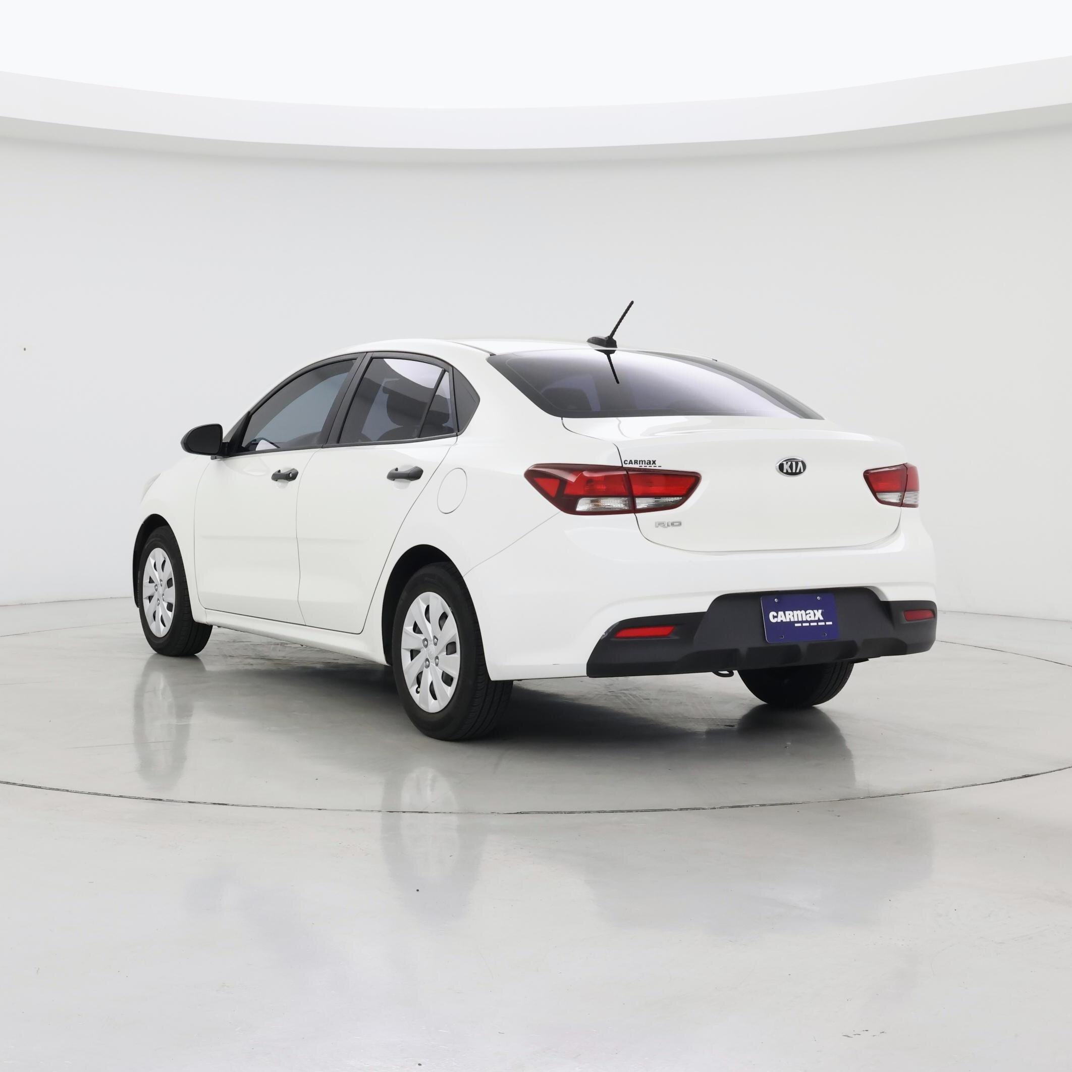 Thumbnail: 2018 Kia Rio - 2