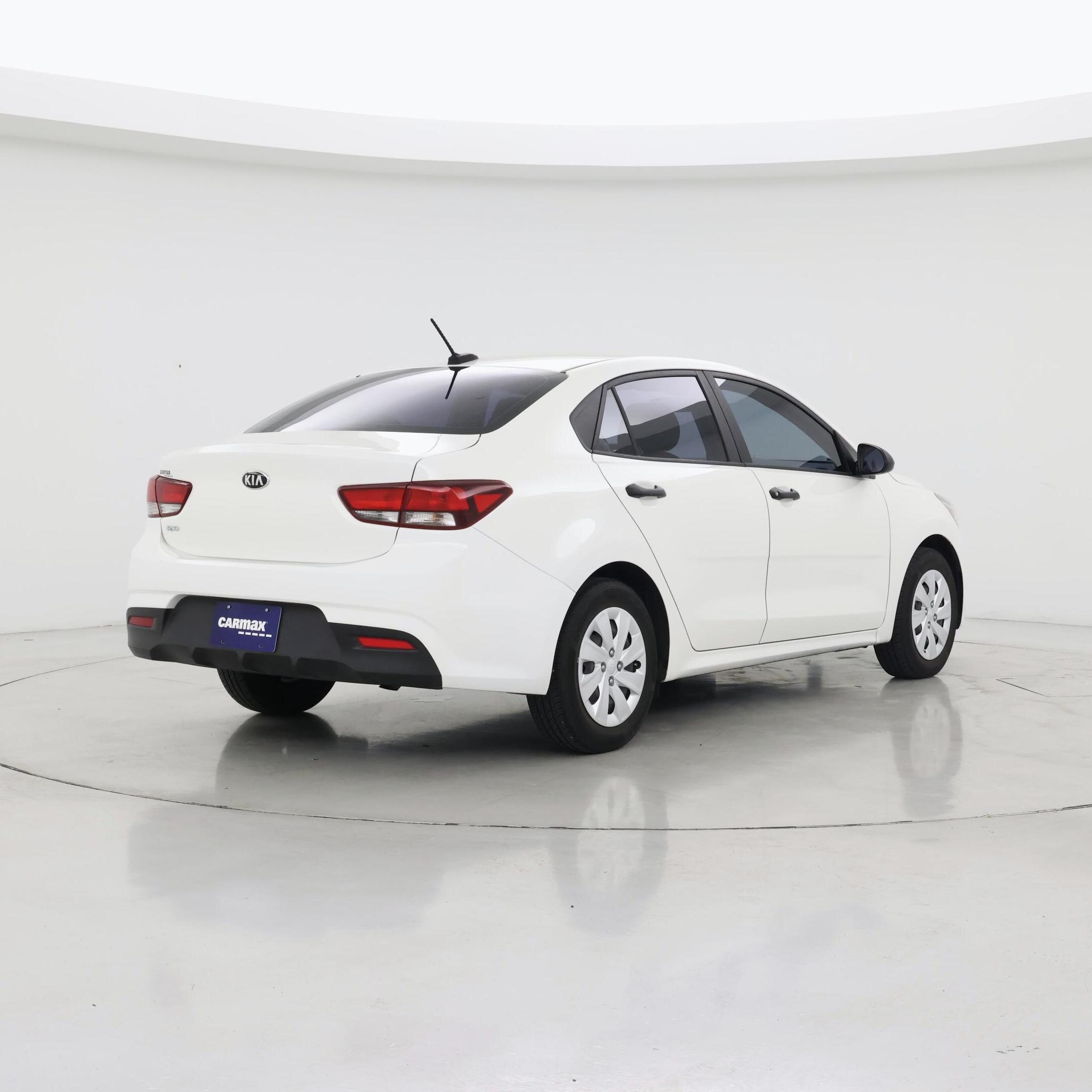 Thumbnail: 2018 Kia Rio - 8