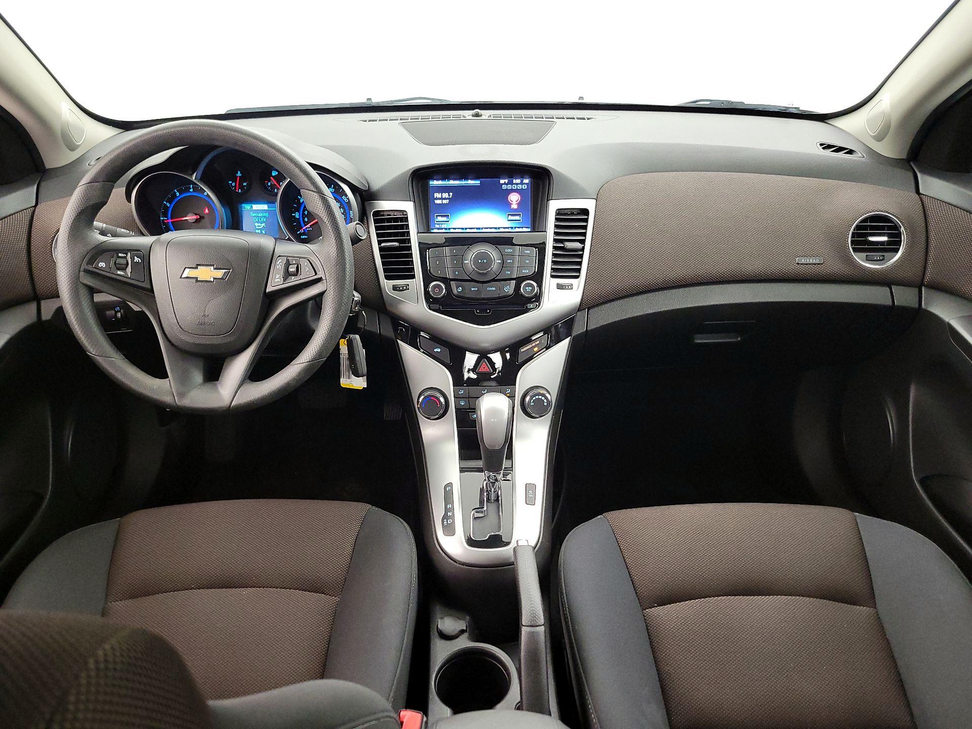 Thumbnail: 2016 Chevrolet Cruze - 9