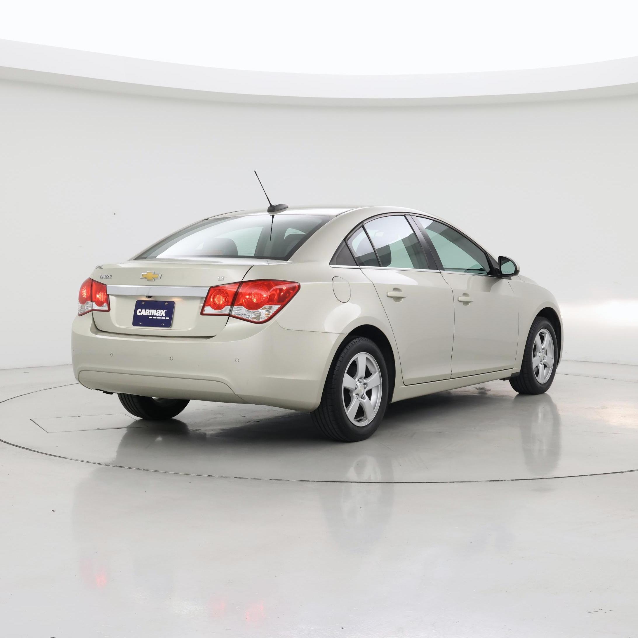 Thumbnail: 2016 Chevrolet Cruze - 8