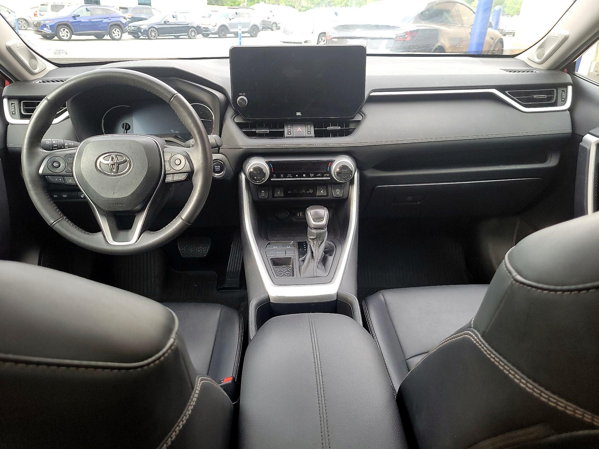 Thumbnail: 2023 Toyota RAV4 - 8