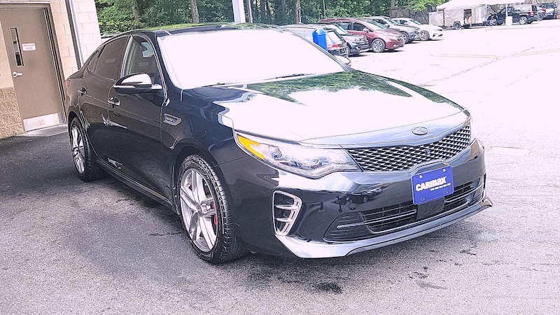 2017 Kia Optima SXL Hero Image