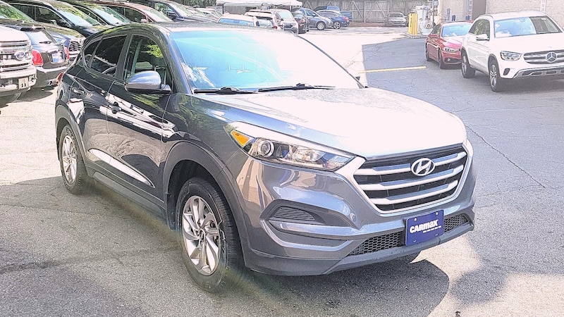 2017 Hyundai Tucson SE Hero Image