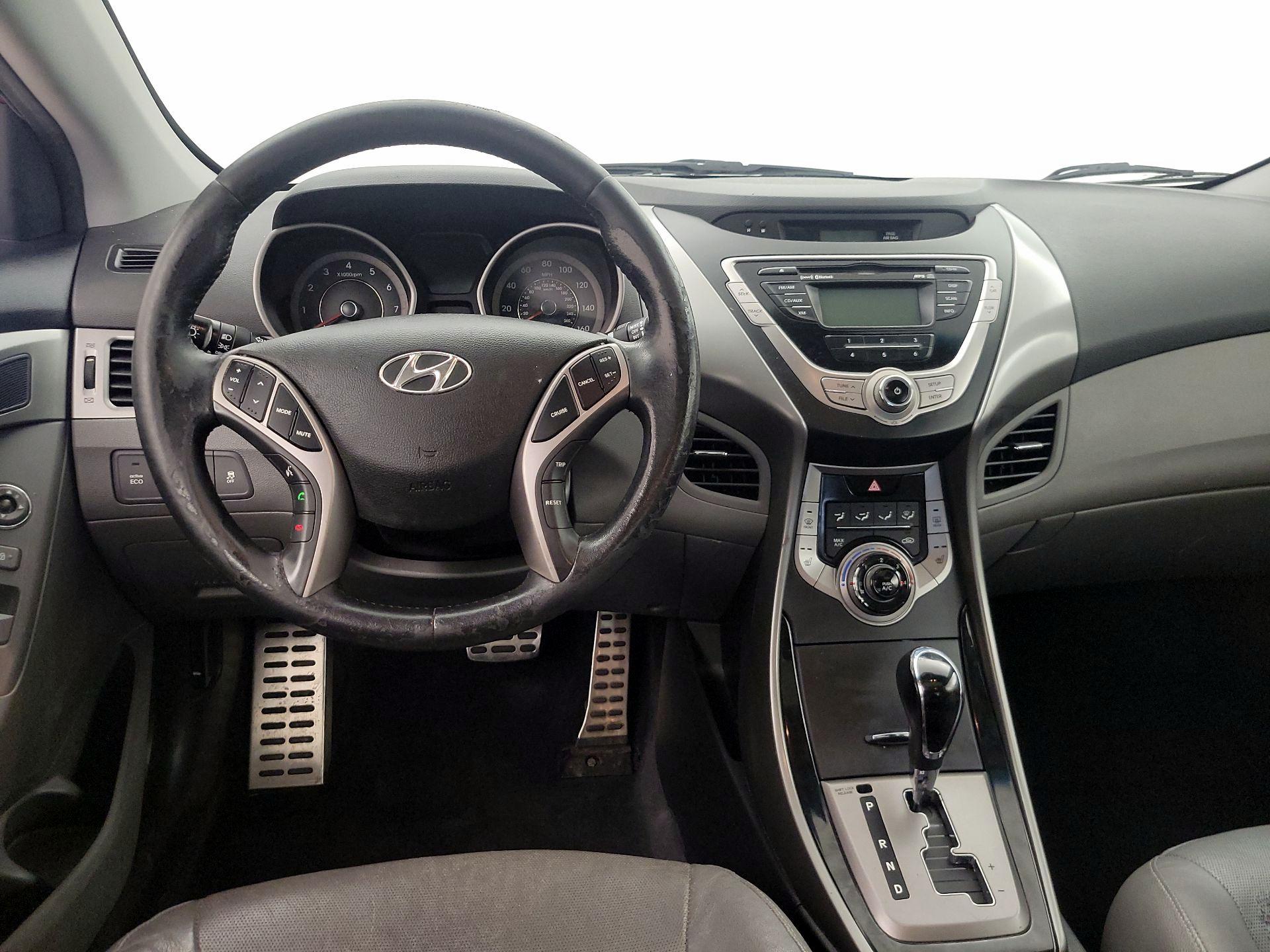Thumbnail: 2013 Hyundai Elantra - 10