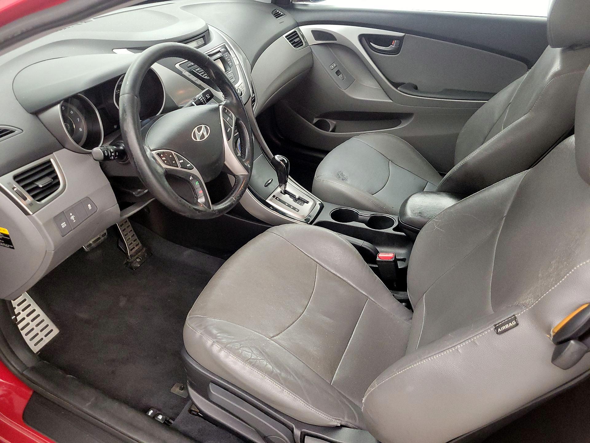 Thumbnail: 2013 Hyundai Elantra - 11