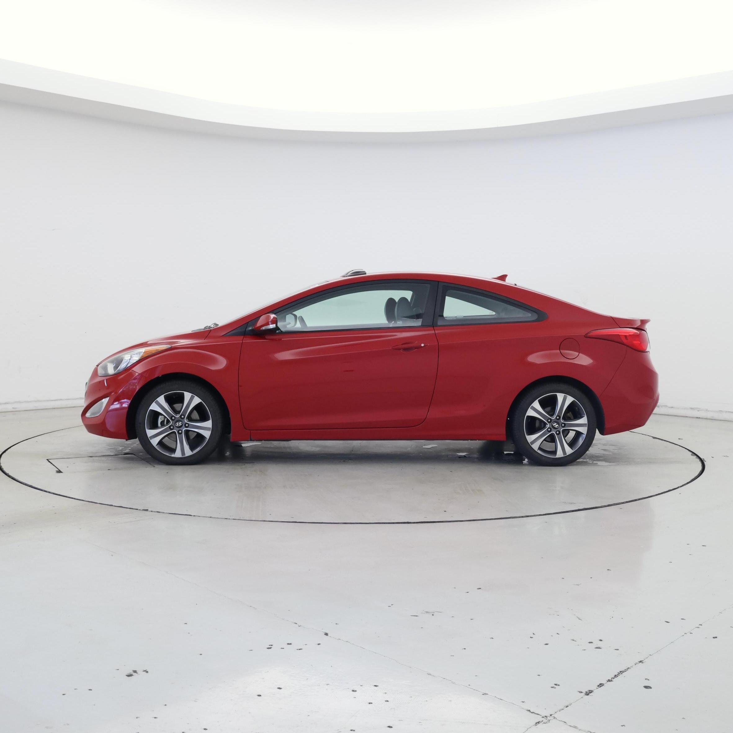Thumbnail: 2013 Hyundai Elantra - 3