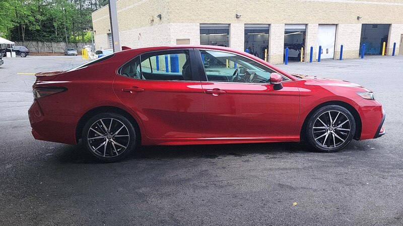 2023 Toyota Camry SE 4