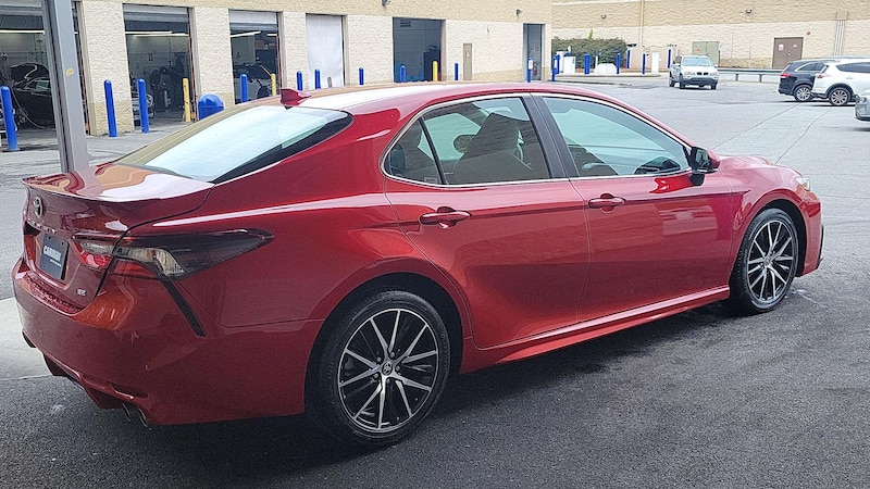2023 Toyota Camry SE 5