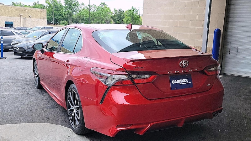 2023 Toyota Camry SE 7