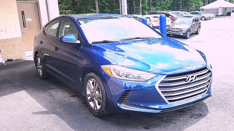 2018 Hyundai Elantra SEL Hero Image