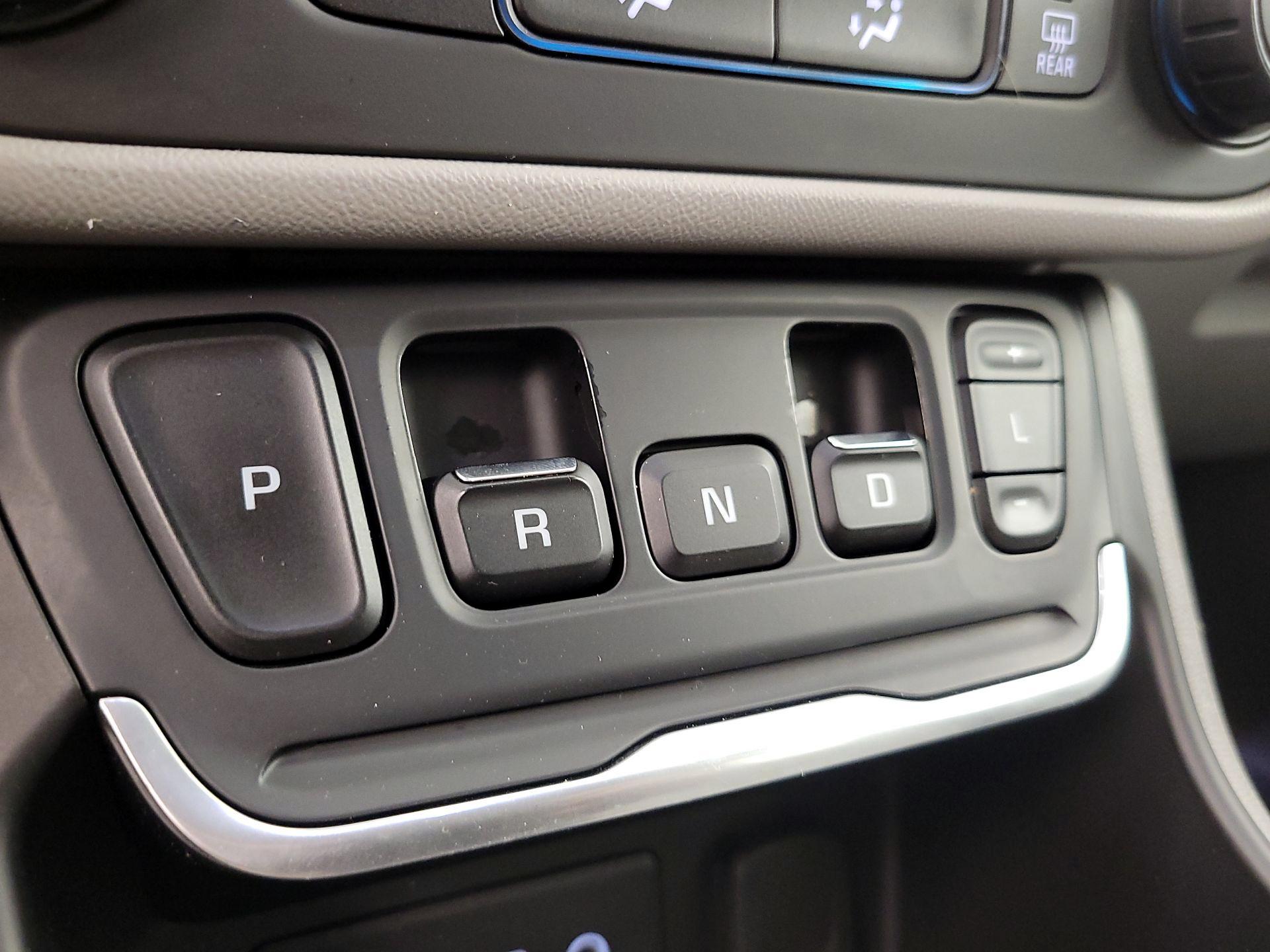 Thumbnail: 2018 GMC Terrain - 17