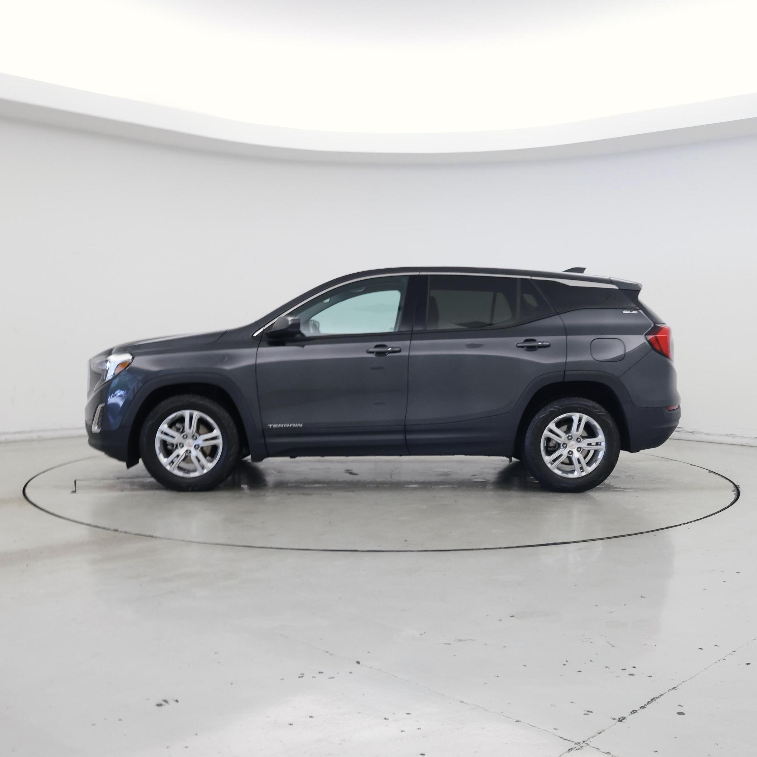 Thumbnail: 2018 GMC Terrain - 3