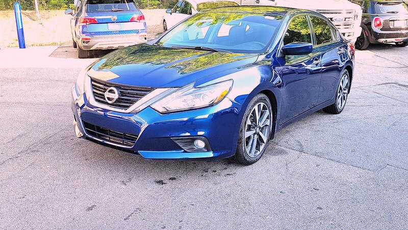 2016 Nissan Altima SR 3