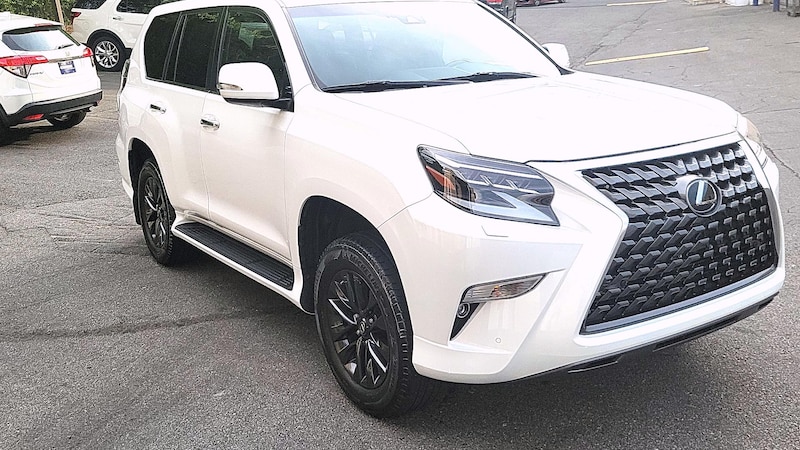 2020 Lexus GX 460 Premium Hero Image